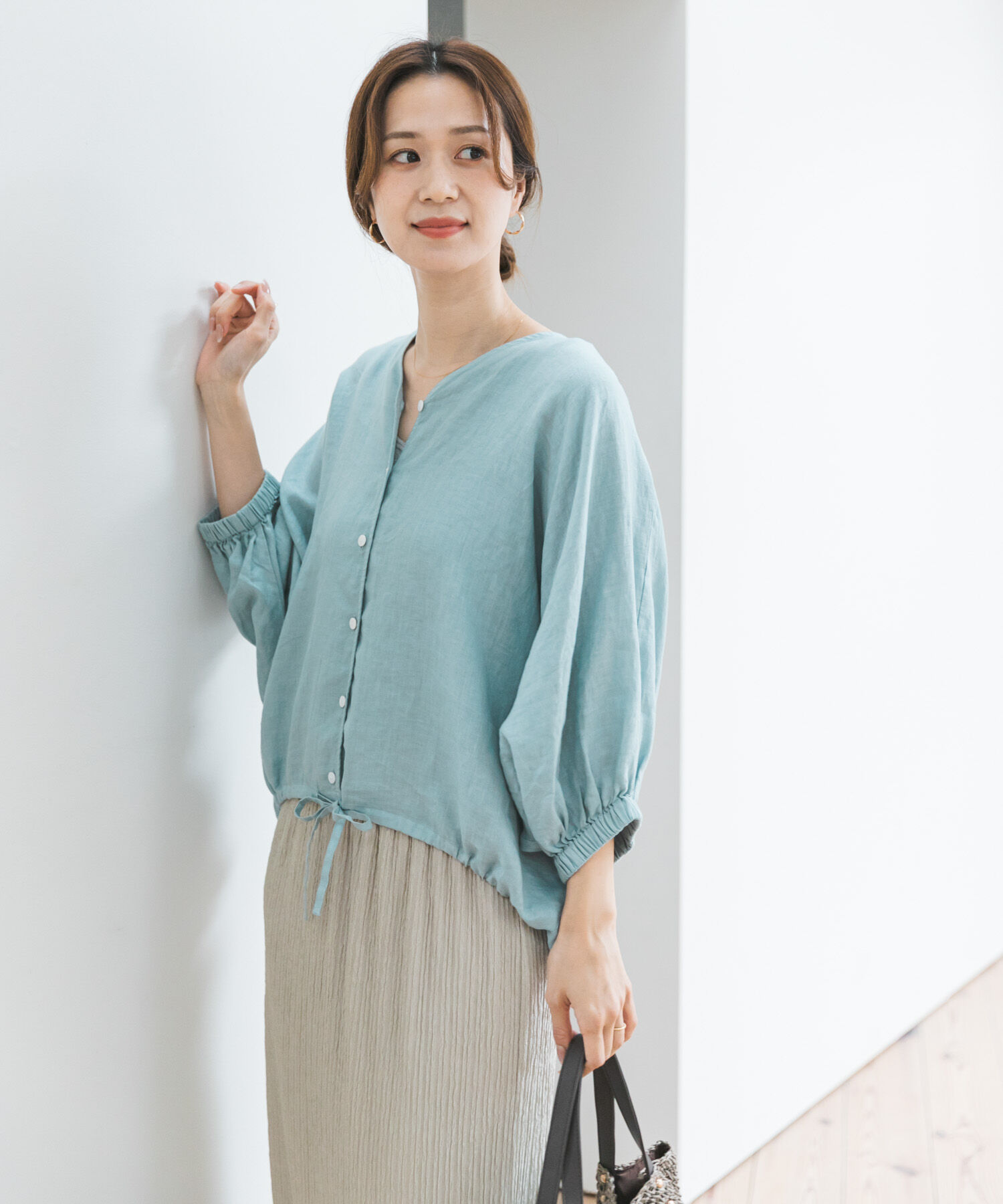 URBAN RESEARCH DOORS「リネンドロストドルマンブラウス」|シャツ・ブラウス|