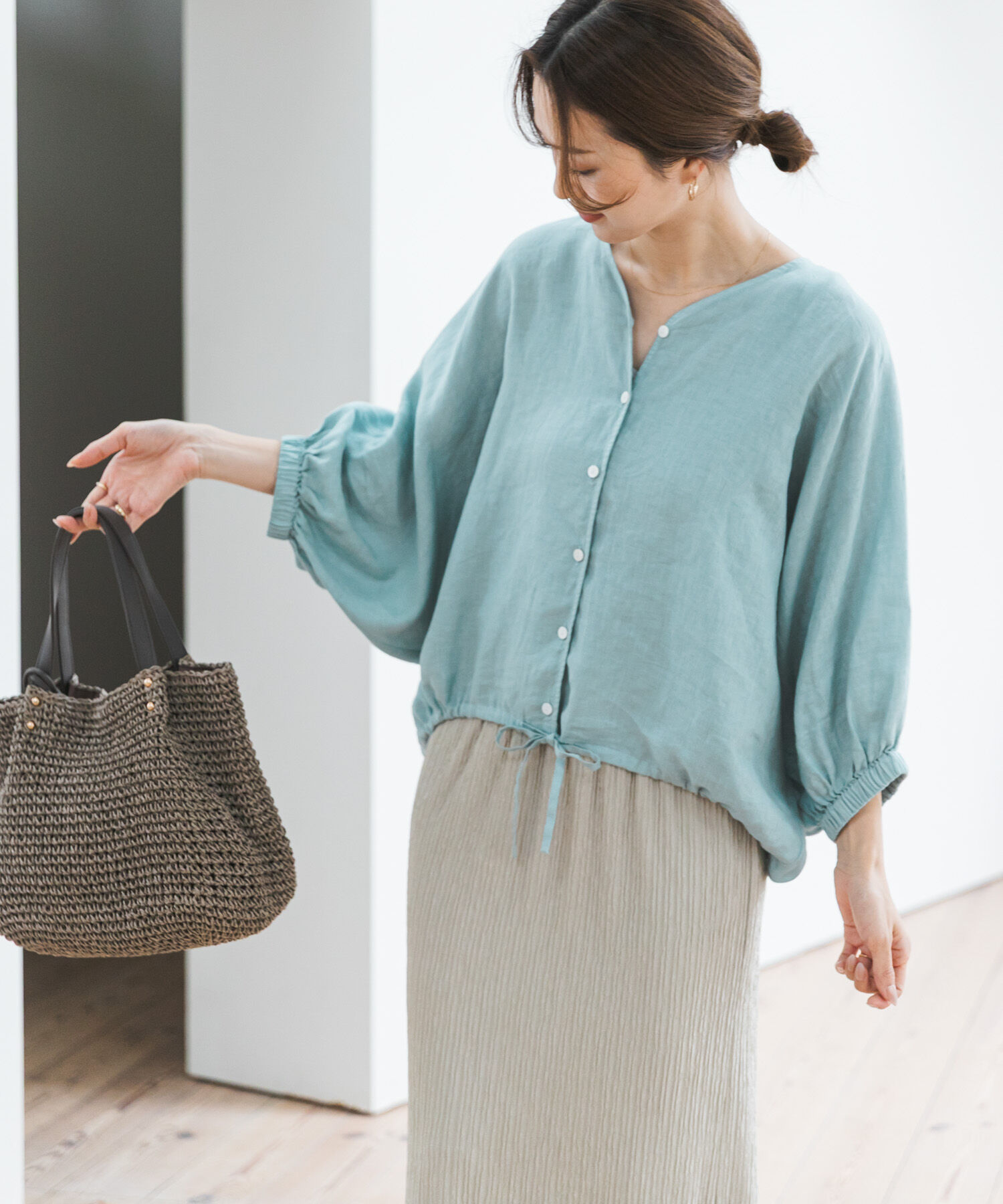 URBAN RESEARCH DOORS「リネンドロストドルマンブラウス」|シャツ・ブラウス|