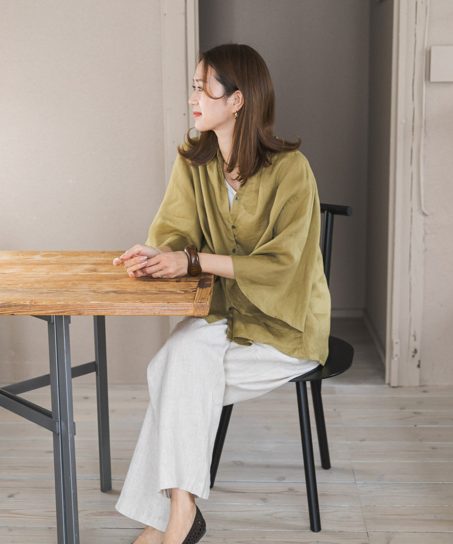 URBAN RESEARCH DOORS「リネンフレアスリーブブラウス」|シャツ・ブラウス|