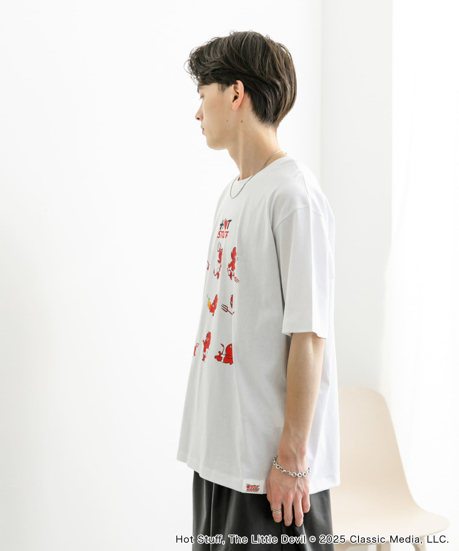 SENSE OF PLACE by URBAN RESEARCH「『別注』HOT STUFF&times;SENSE OF PLACE　 プリントTシャツ B」|Tシャツ・カットソー|