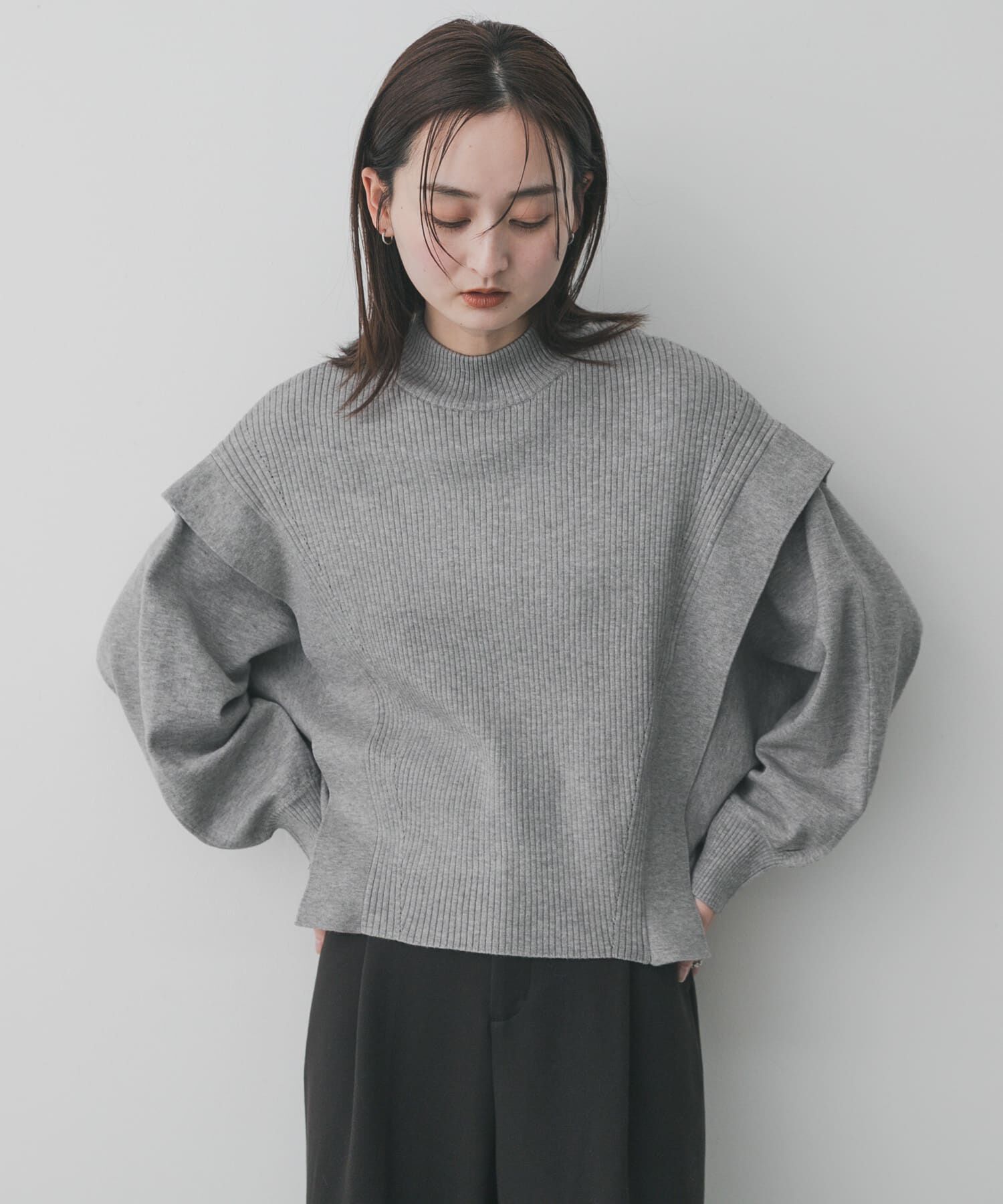 SENSE OF PLACE by URBAN RESEARCH「『一部WEB限定カラー』ストレッチショルダータックセーター」|ニット・セーター|