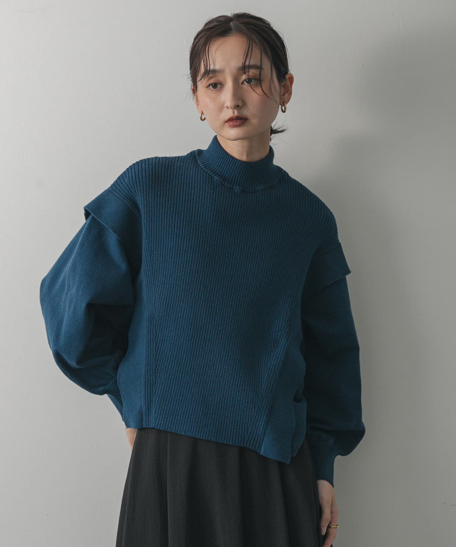 SENSE OF PLACE by URBAN RESEARCH「『一部WEB限定カラー』ストレッチショルダータックセーター」|ニット・セーター|