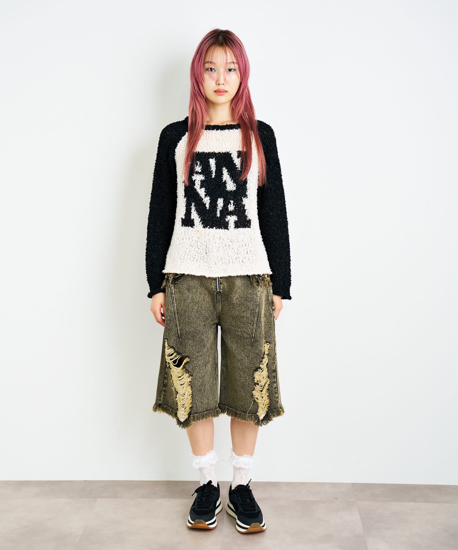 SENSE OF PLACE by URBAN RESEARCH「ANNA SUI NYC　フラッグヤーンANニットプルオーバー」|ニット・セーター|