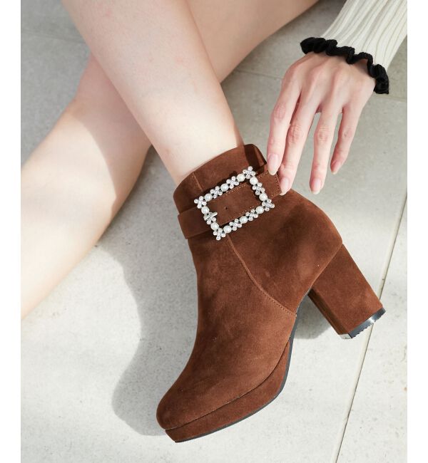 MAJESTICLEGON「パールビジューバックルブーツ」|ショートブーツ|