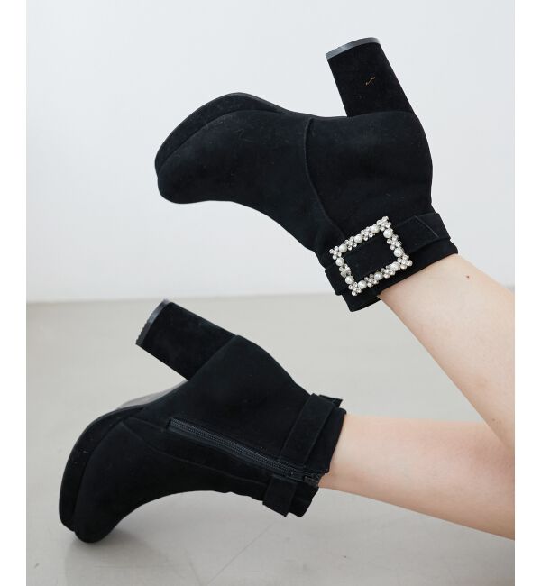 MAJESTICLEGON「パールビジューバックルブーツ」|ショートブーツ|ブラック