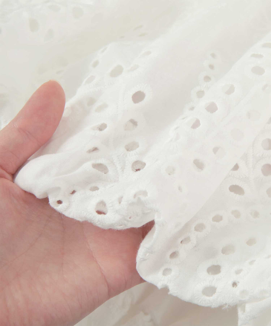 titivate「コットン刺繍レースキャミソールトップス」|Tシャツ・カットソー|