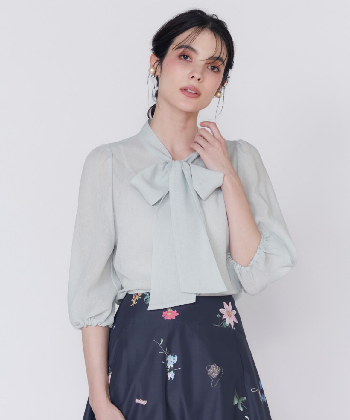 Maglie le cassetto「《大きいサイズ》シアーボウタイブラウス」|シャツ・ブラウス|グリーン