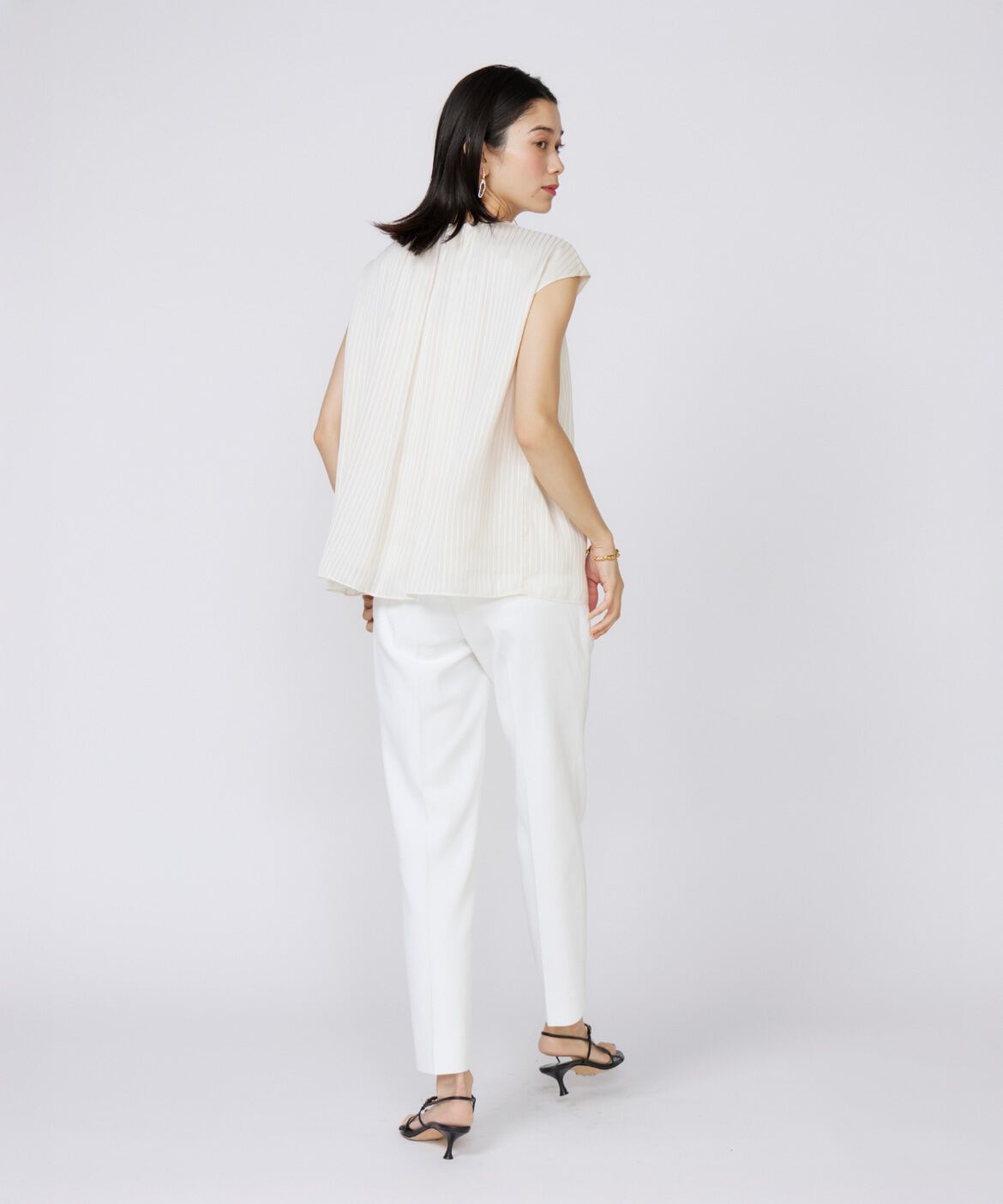 INED「《大きいサイズ》シェルタリングドライ美脚テーパードパンツ」|スラックス|