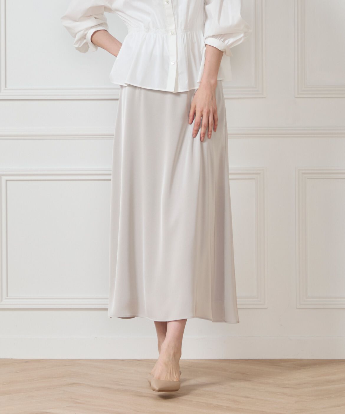 7-IDconcept.「《大きいサイズ》サテンナローセミフレアスカート」|スカート|ベージュ2