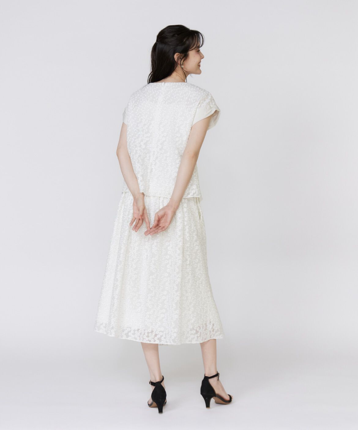 Maglie le cassetto「《大きいサイズ》フラワー刺繍ブラウス」|シャツ・ブラウス|