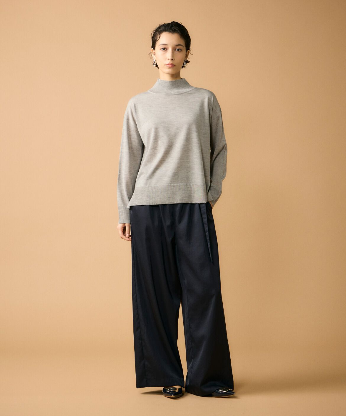 7-IDconcept.「《大きいサイズ》ハイネックボリュームプルオーバー」|ニット・セーター|