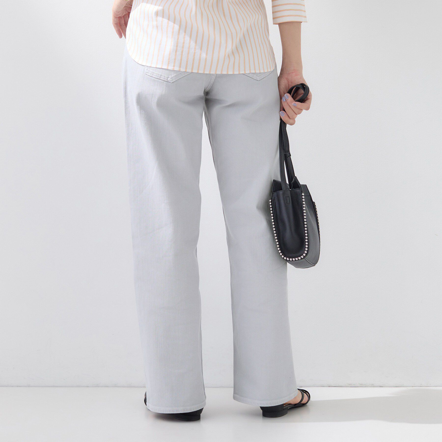 INDIVI「【春の新色登場！褒められデニム】ワイドストレート デニムパンツ」|デニム|