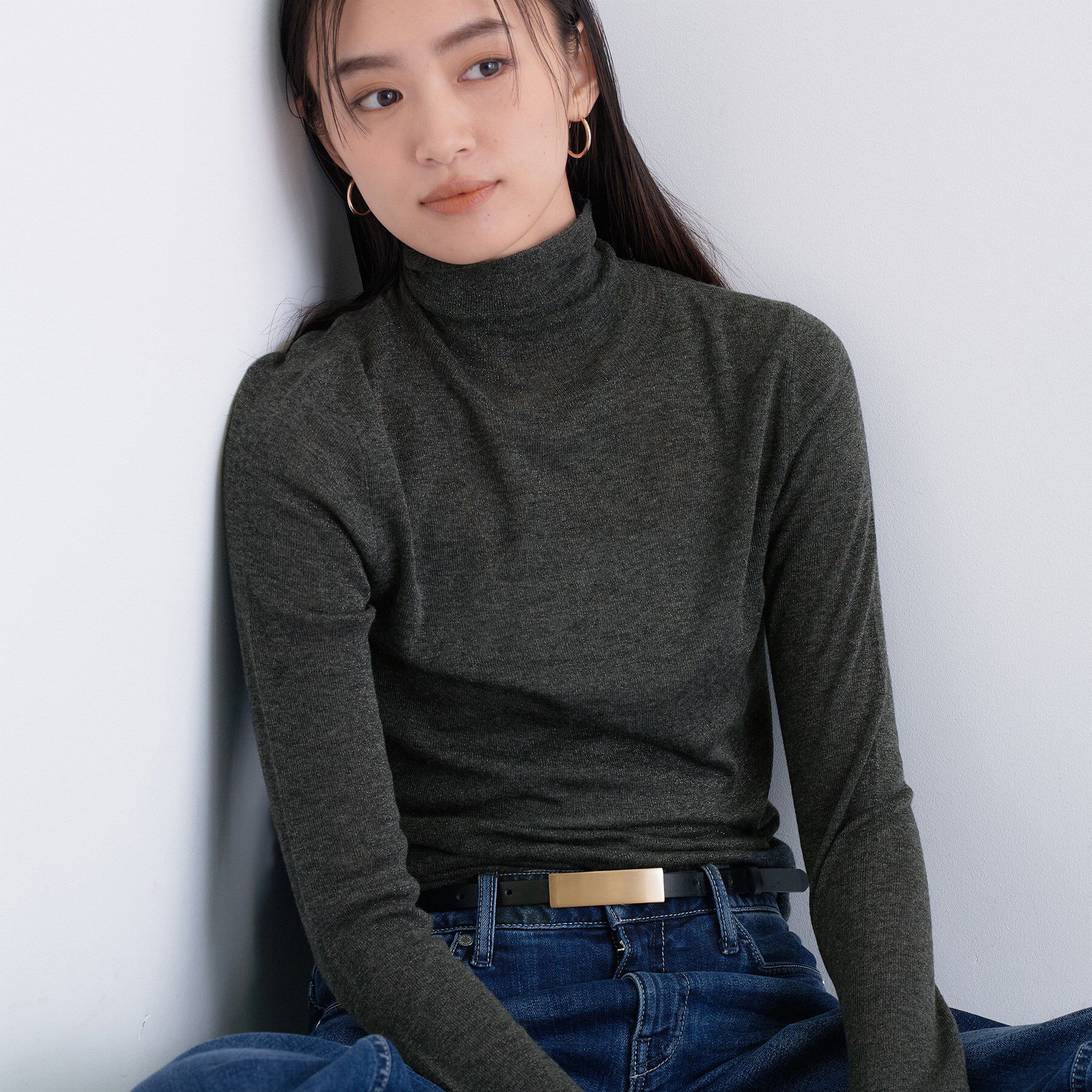 INDIVI「【洗える／薄手／ラメ】シアーラメニット」|ニット・セーター|チャコールグレー(4
