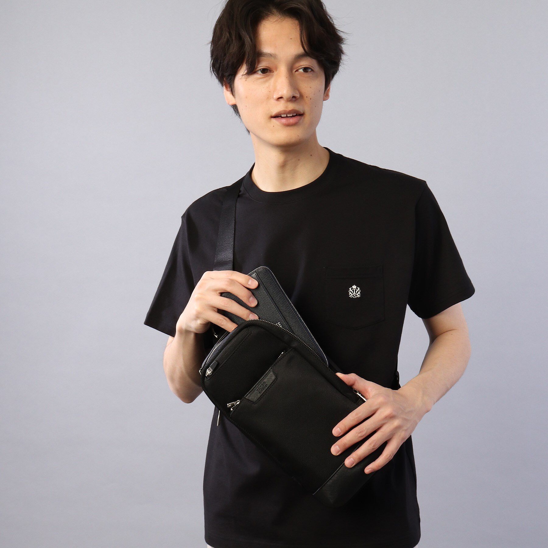 TAKEO KIKUCHI「薄マチ スマート 大人　ワンショルダーバッグ」|ショルダー・メッセンジャー|