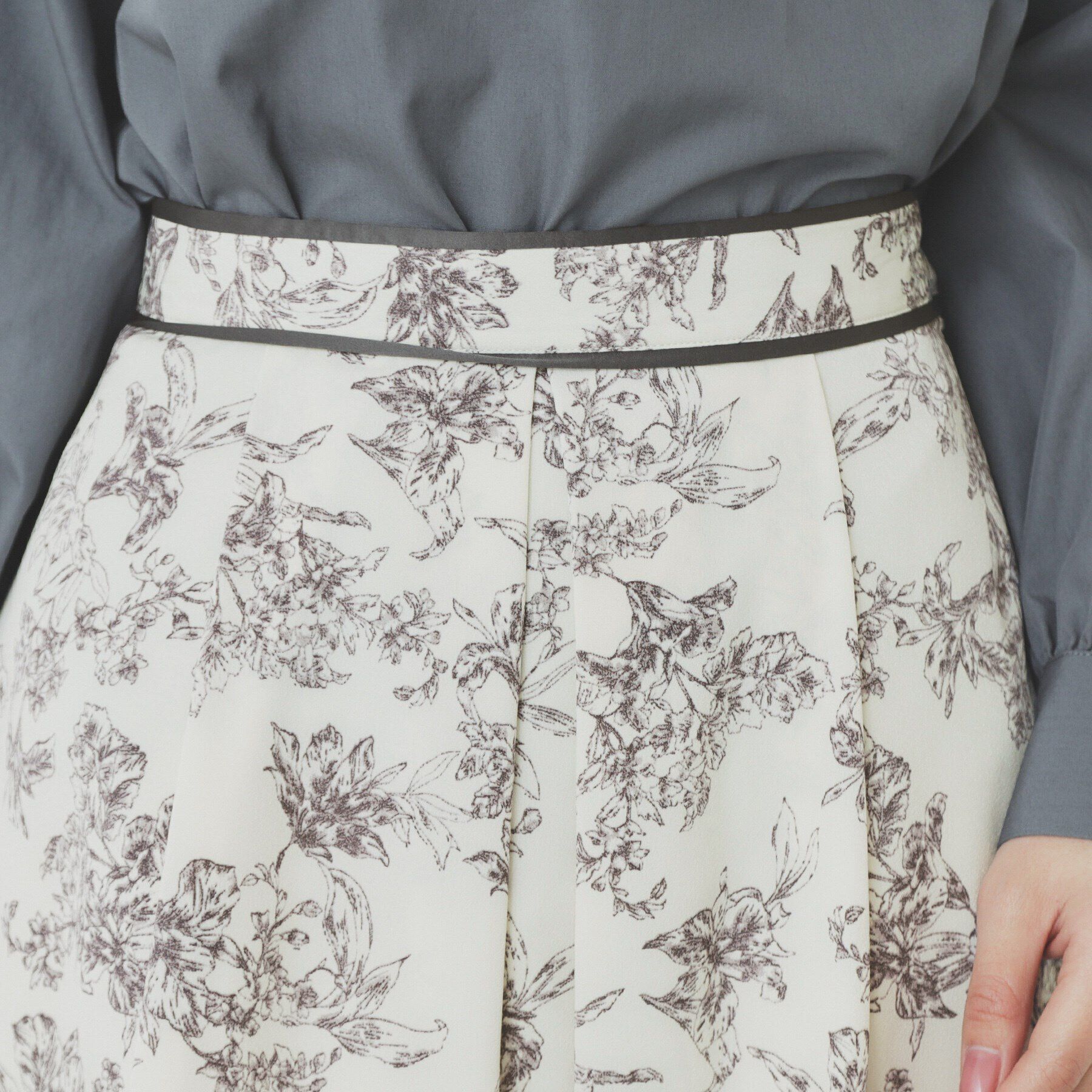 index「フラワープリントフレアスカート【洗濯機洗い可/イージーアイロン】」|スカート|