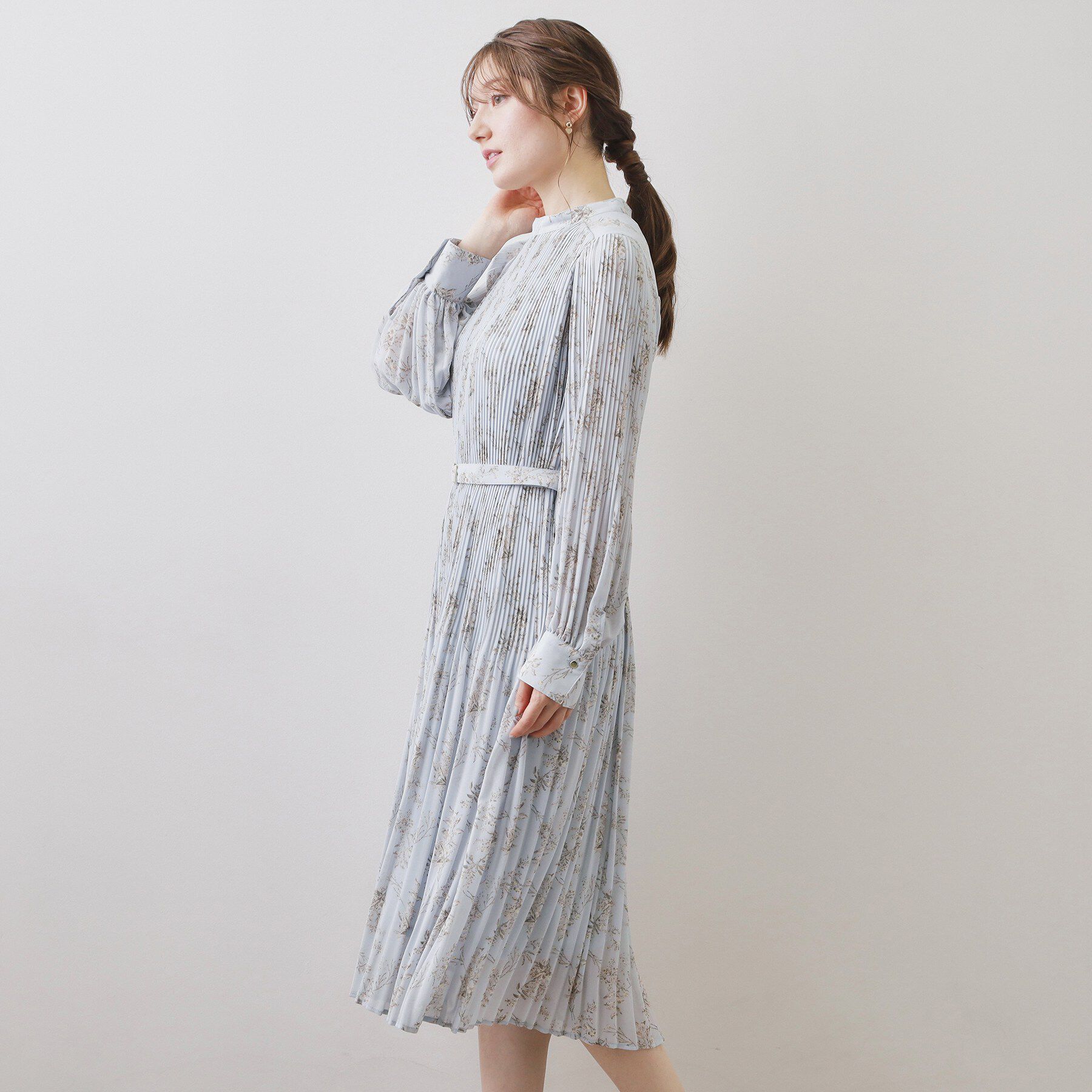 index「ベルト付きプリーツフレアワンピース【洗濯機OK/イージーアイロン/防シワ】《5col》」|ワンピース|