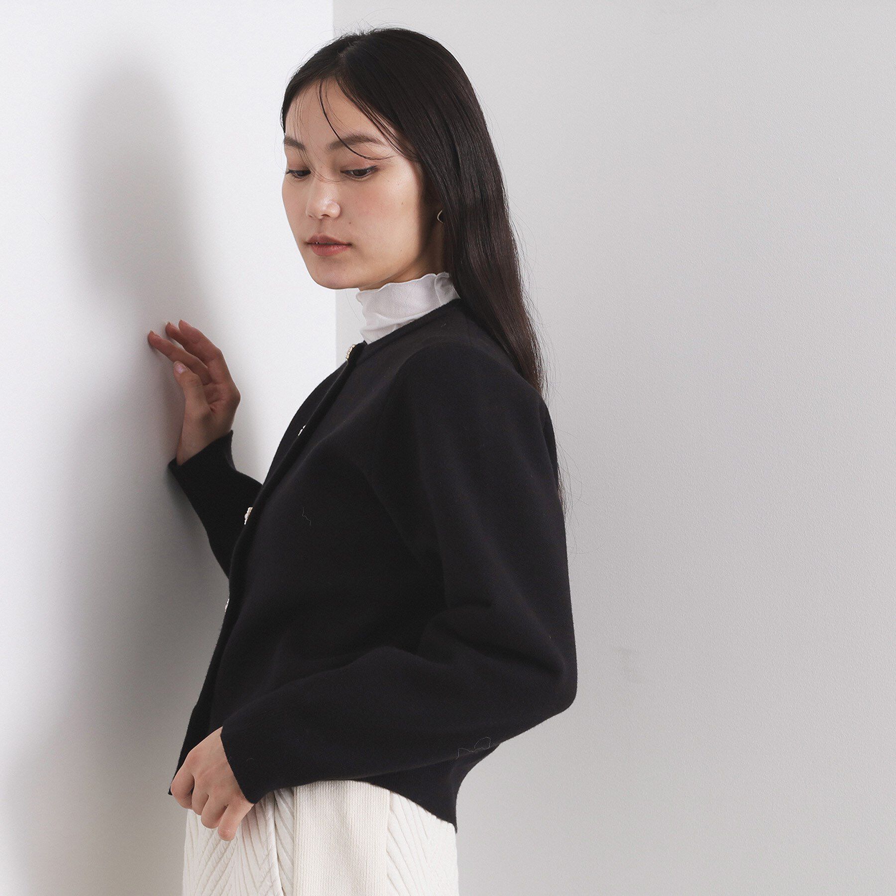 OPAQUE.CLIP「フェイクパールビジューボタンニットカーディガン【洗濯機OK】」|カーディガン|