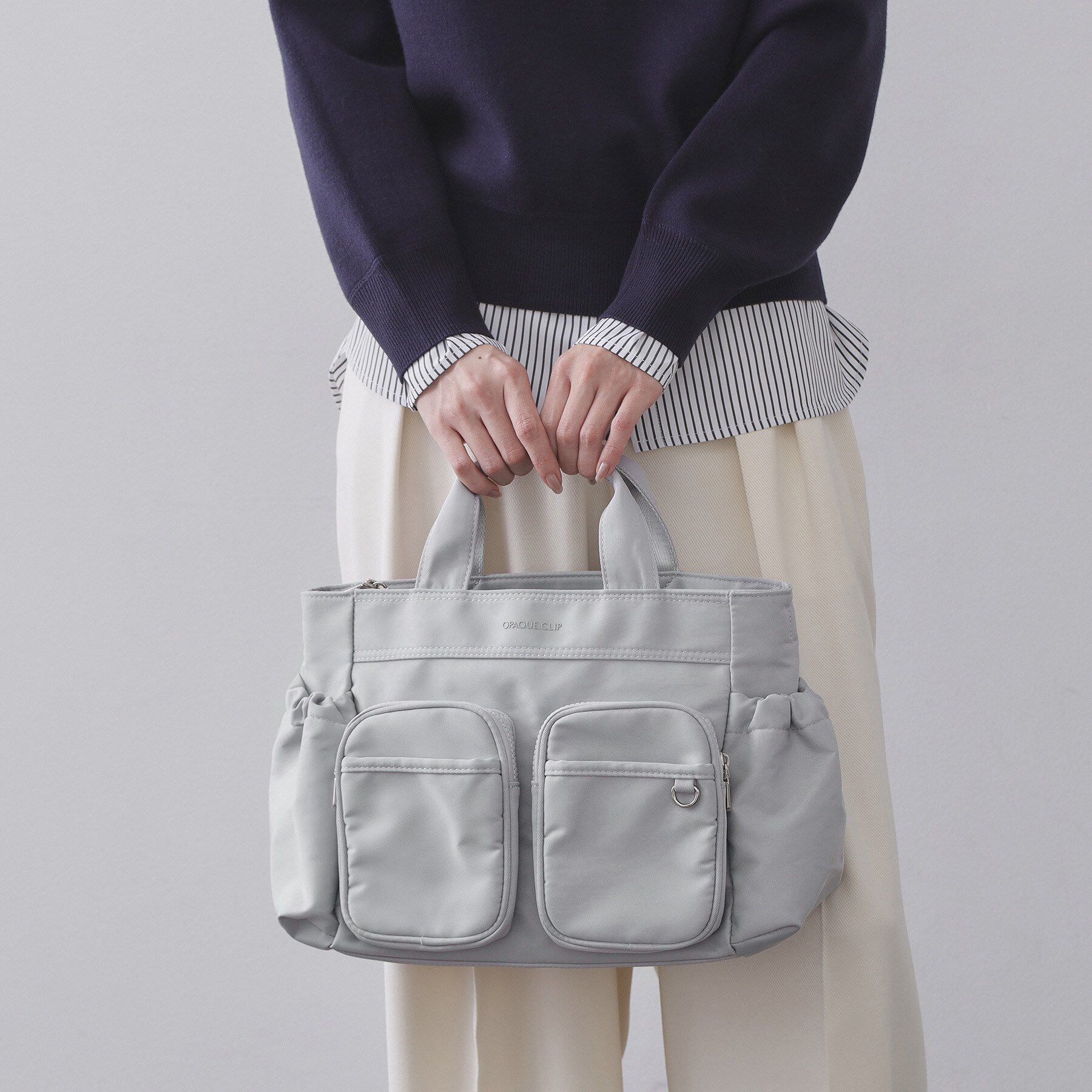 OPAQUE.CLIP「フロントWポケット3層デザインミドルトートバッグ【2WAY／マルチポケット】」|トートバッグ|