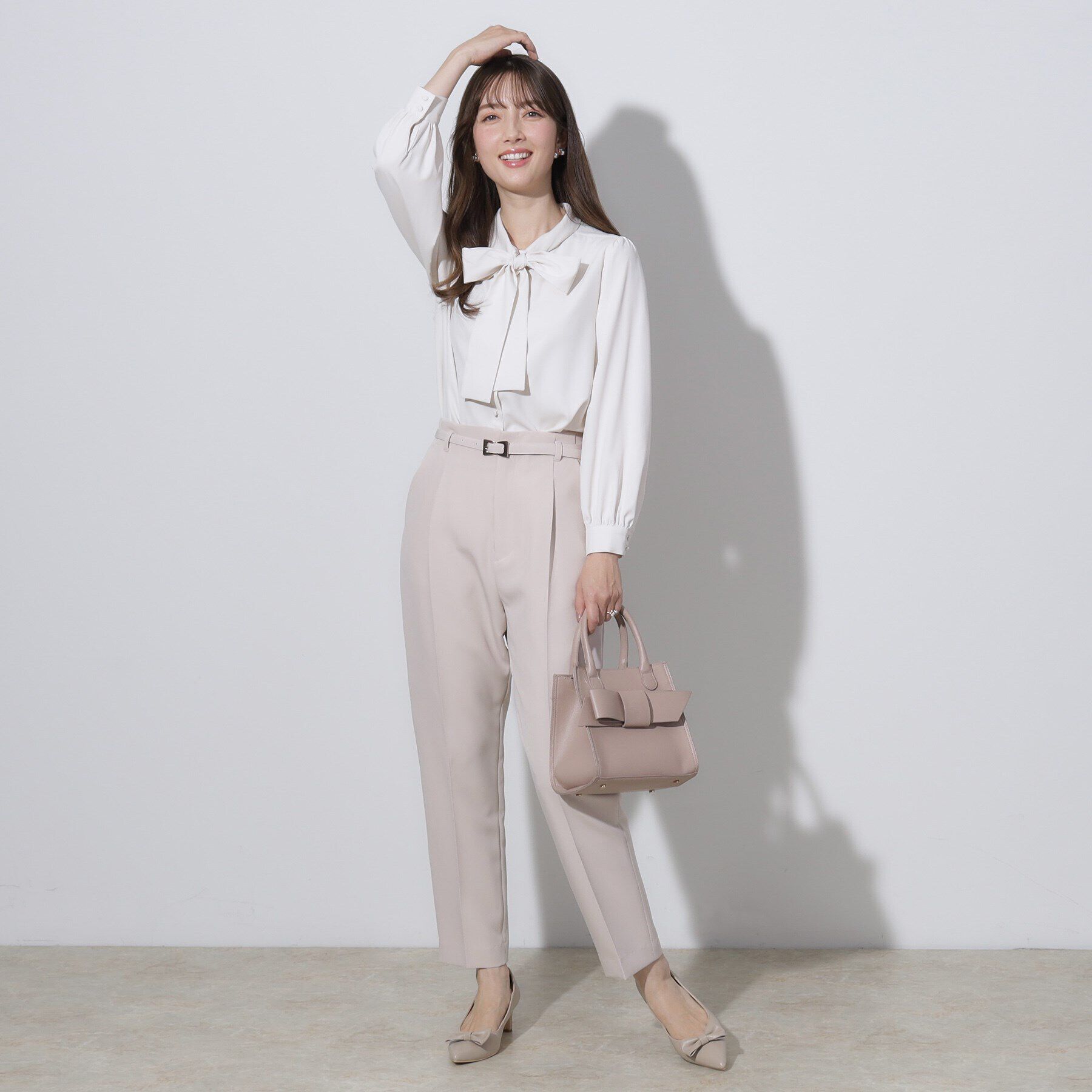 Couture broach「【セレモニーシーン/お仕事にも】リボンタイチュニックブラウス」|シャツ・ブラウス|