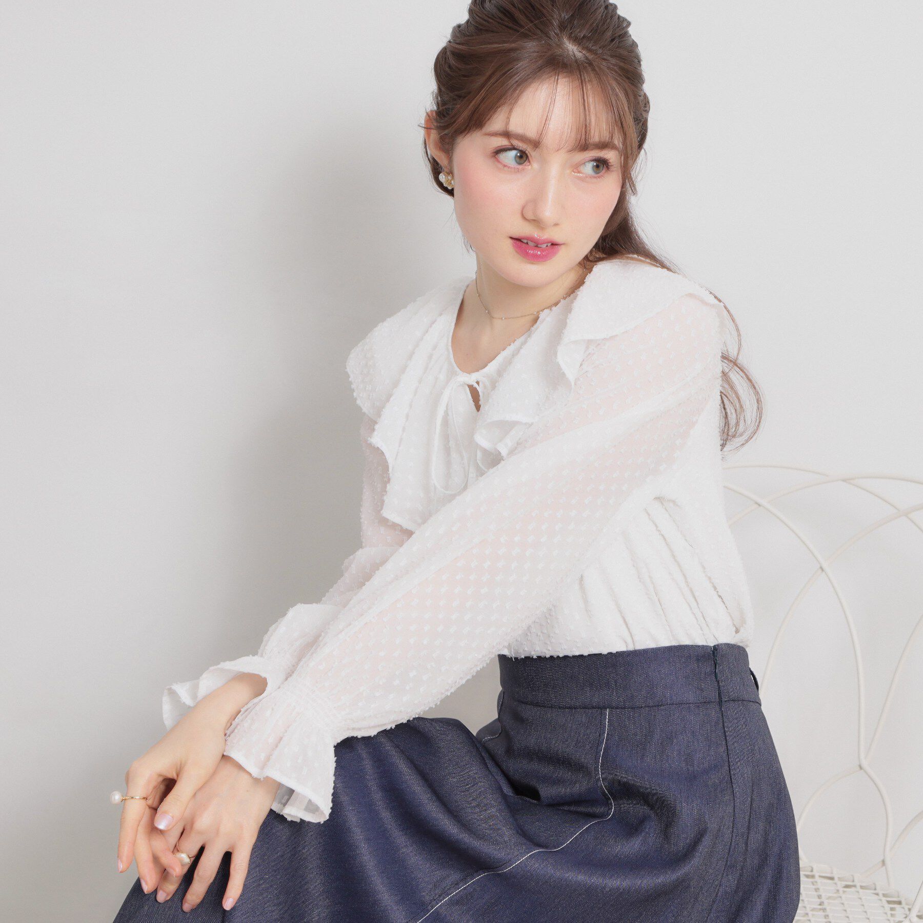 Couture broach「【着映え・洗える】ラメカットドビーフリルブラウス」|シャツ・ブラウス|