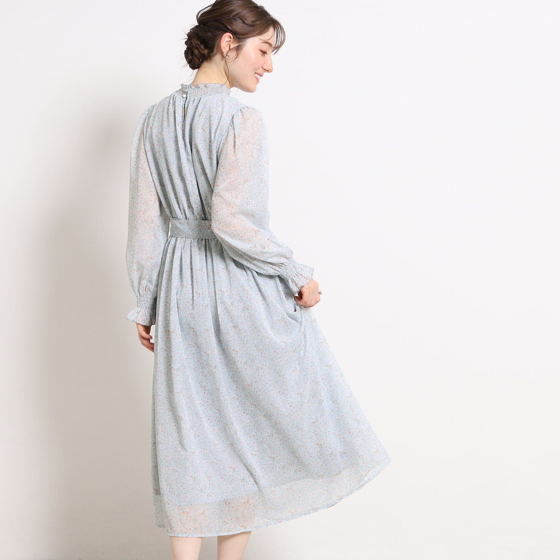 Couture broach「【洗える・着映え】楊柳小花シャーリングワンピース」|ワンピース|