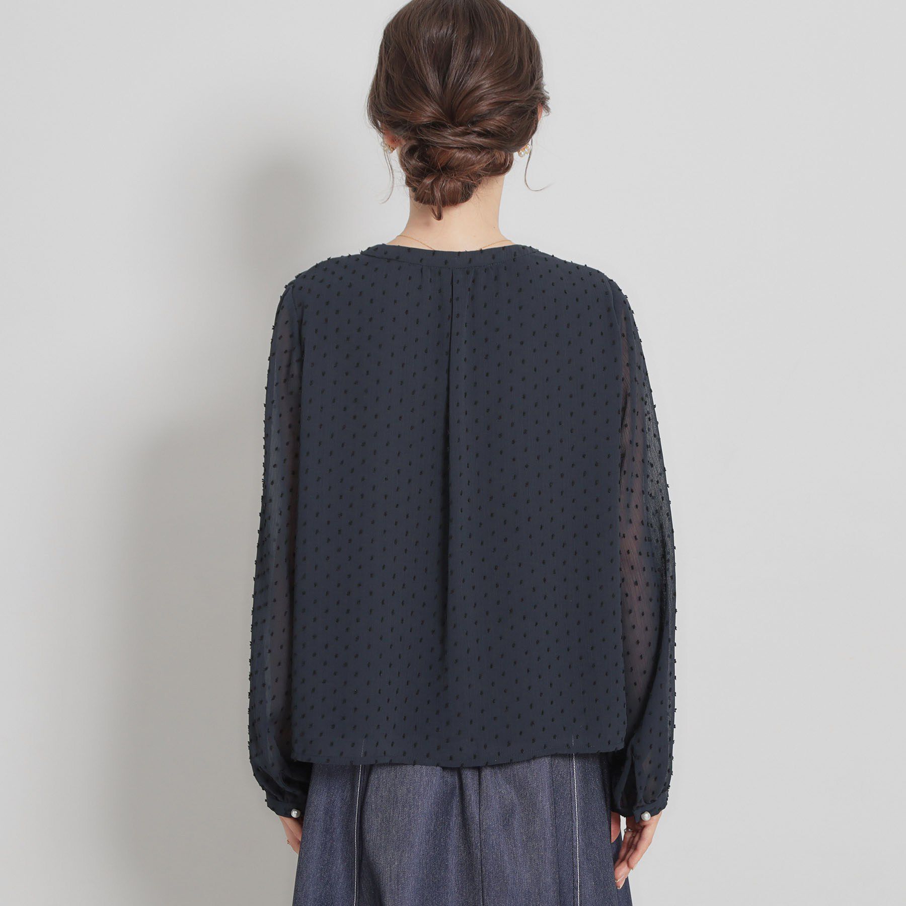 Couture broach「【洗える・着映え】ドビードット フリルブラウス」|シャツ・ブラウス|