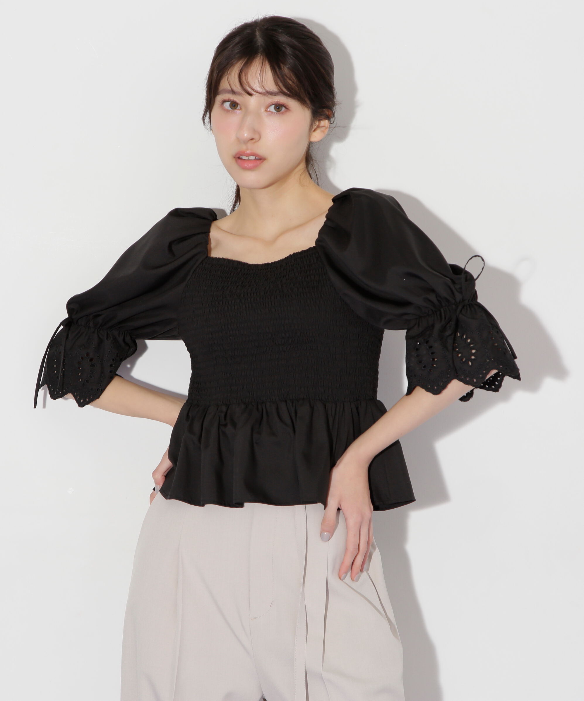  「エンブロイダリーパフブラウス」|シャツ・ブラウス|