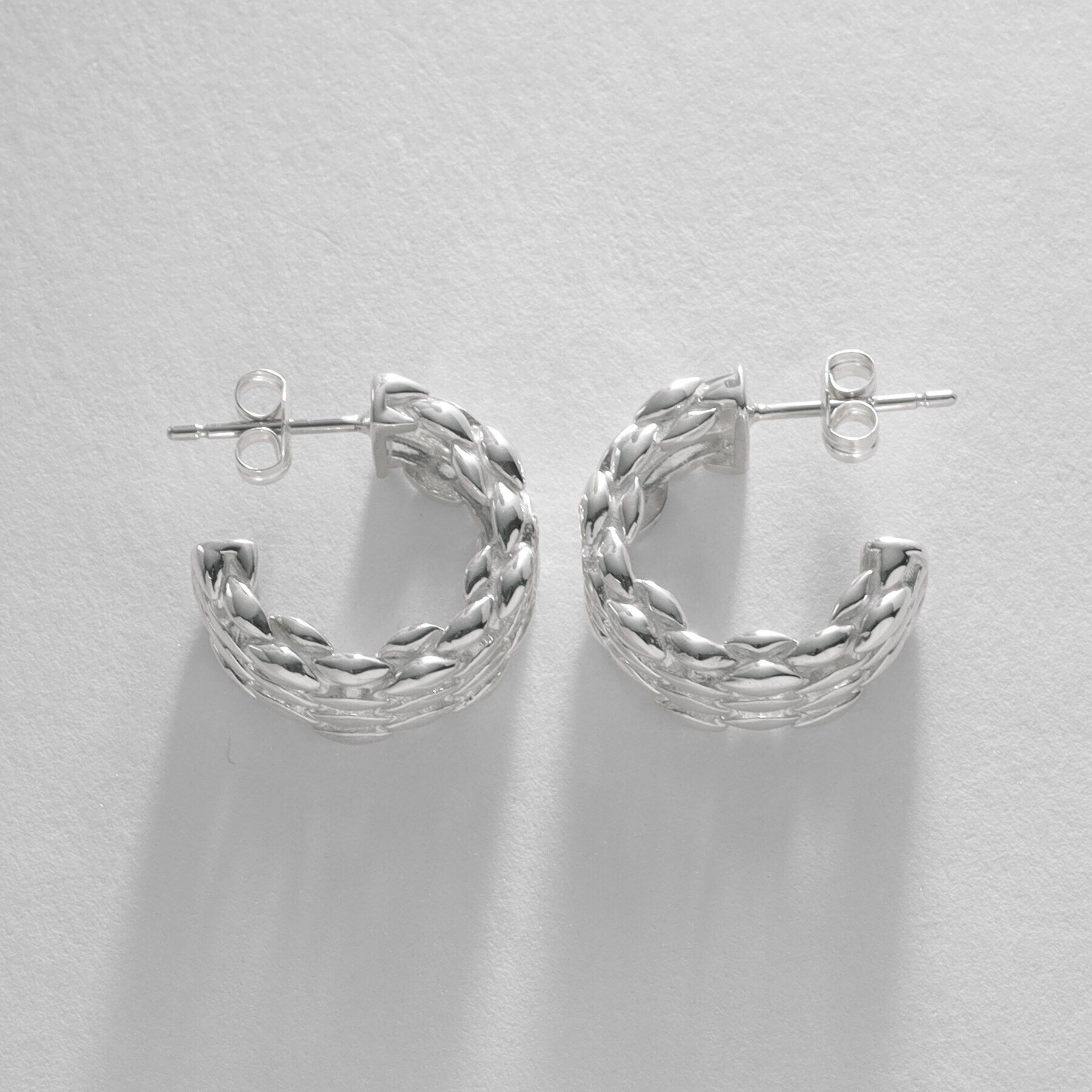 COCOSHNIK ONKITSCH「シルバー スモールフープ マーキスメッシュ ピアス」|ピアス|