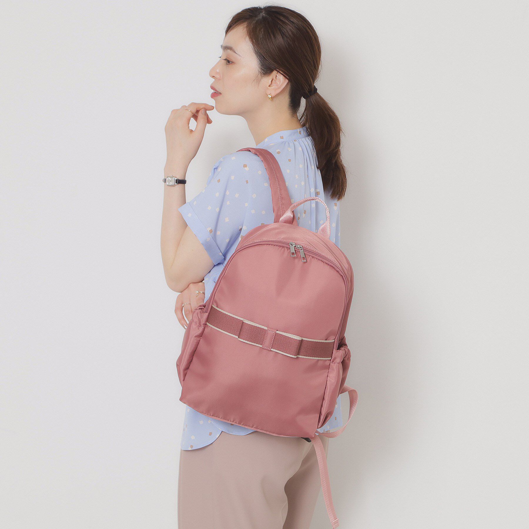 ITS&rsquo;DEMO「【A4対応／6ポケット】リボンモチーフリュック」|リュック|