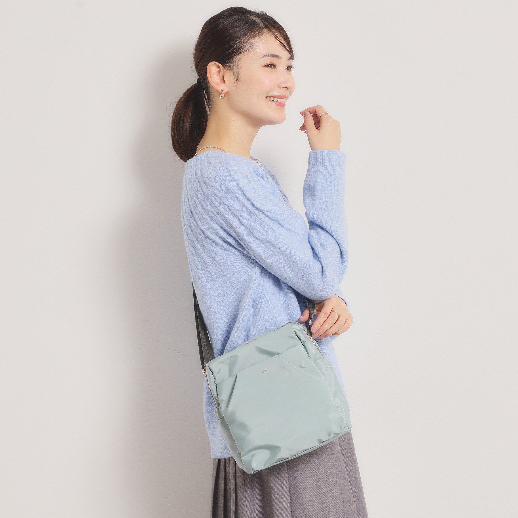 ITS&rsquo;DEMO「【収納アドバイザー監修】バルーンミニショルダー」|ショルダー・メッセンジャー|