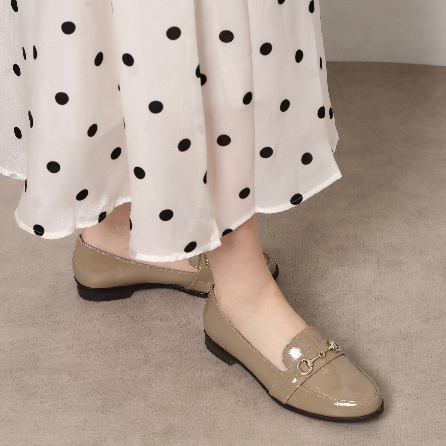 ESPERANZA「【新生活おススメ】エナメルローファー レイン対応」|その他|ベージュ(252)