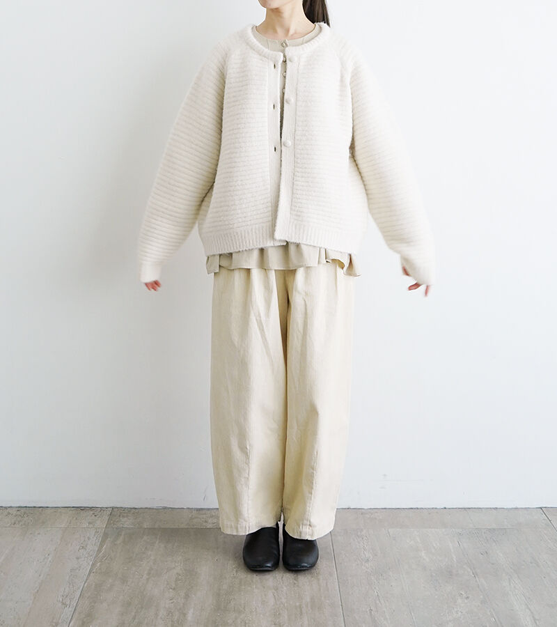 オオカミとフクロウ「オオカミとまるい羊のチャーミー」|カーディガン|