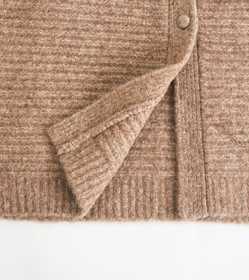 オオカミとフクロウ「オオカミとまるい羊のチャーミー」|カーディガン|