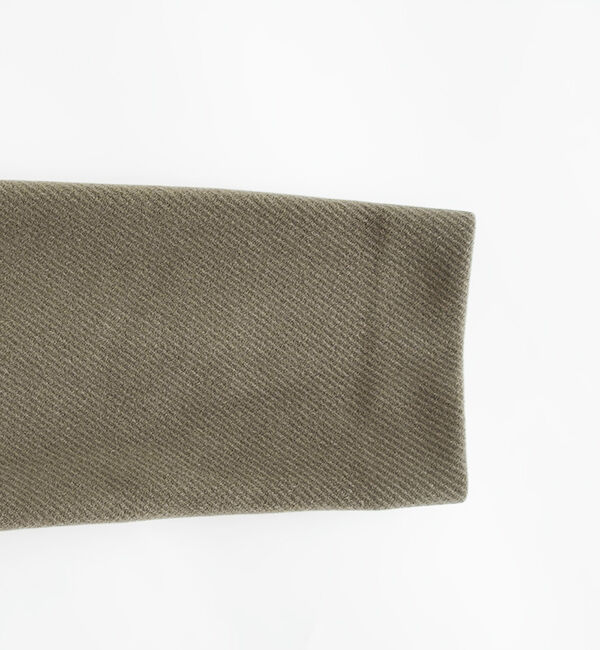 休日と詩「waiting for the sun」|ステンカラーコート|