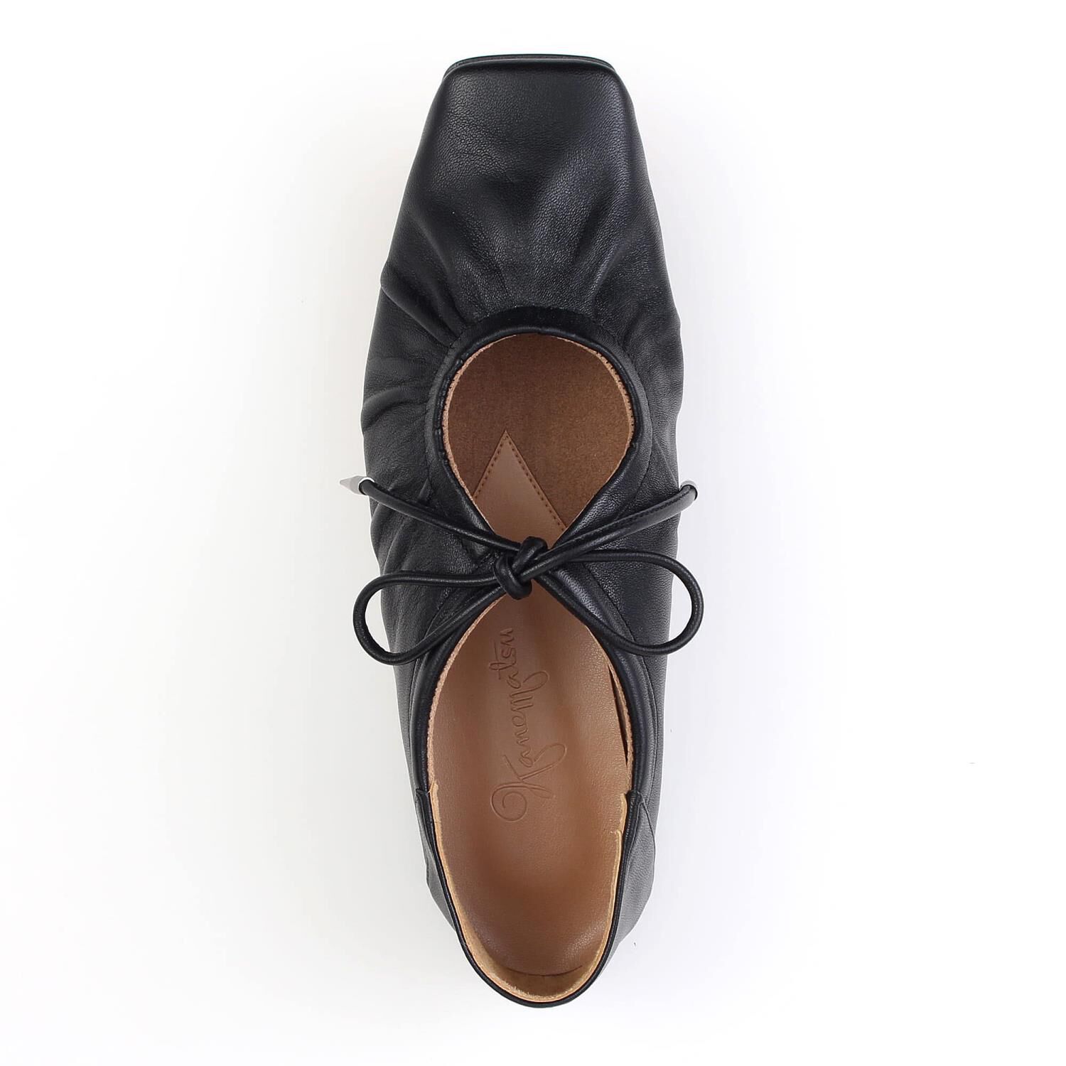 銀座かねまつ「AP260101SHPBLK【本革】【The Addict】シャーリングパンプス」|パンプス|