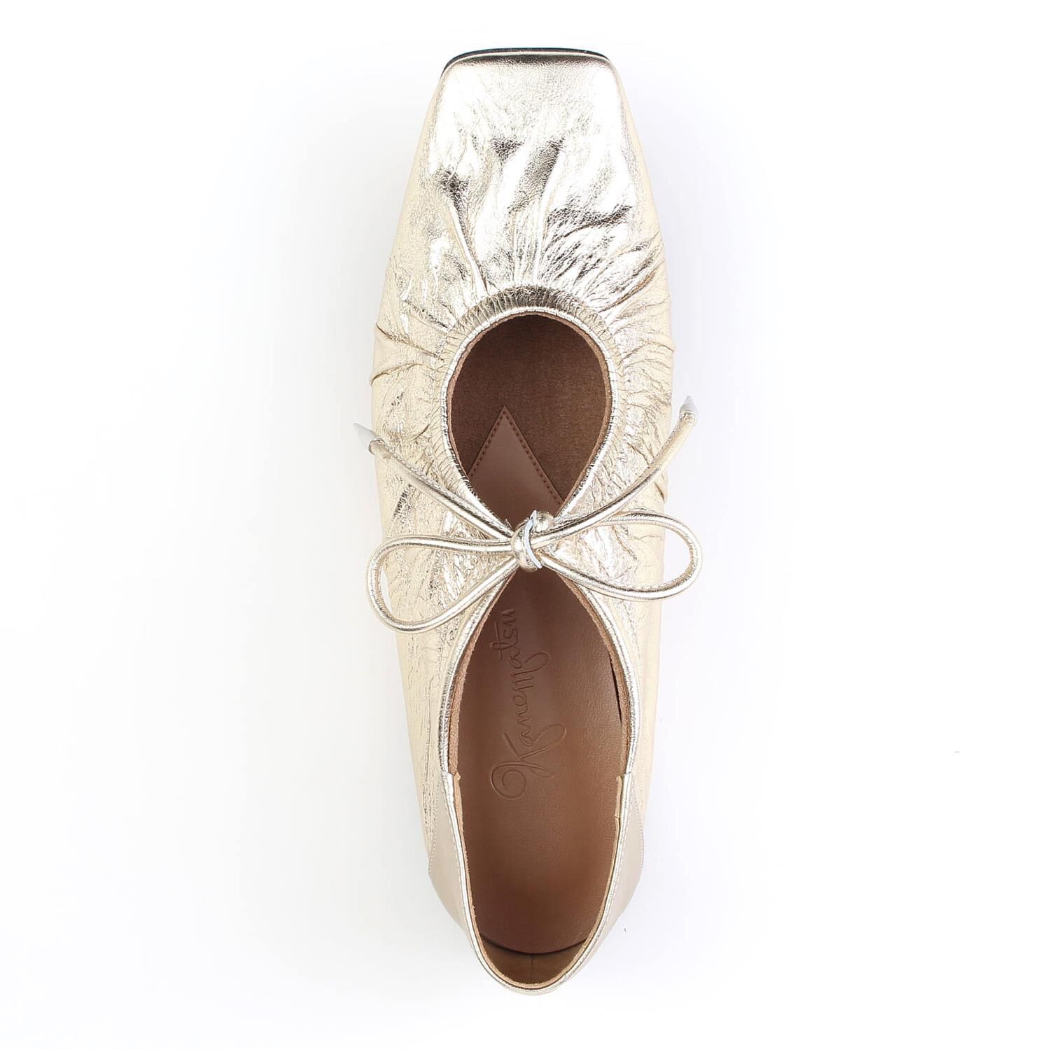 銀座かねまつ「AP260101METGLD【本革】【The Addict】シャーリングパンプス」|パンプス|