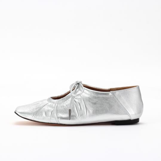 銀座かねまつ「AP260101METSLV【本革】【The Addict】シャーリングパンプス」|パンプス|