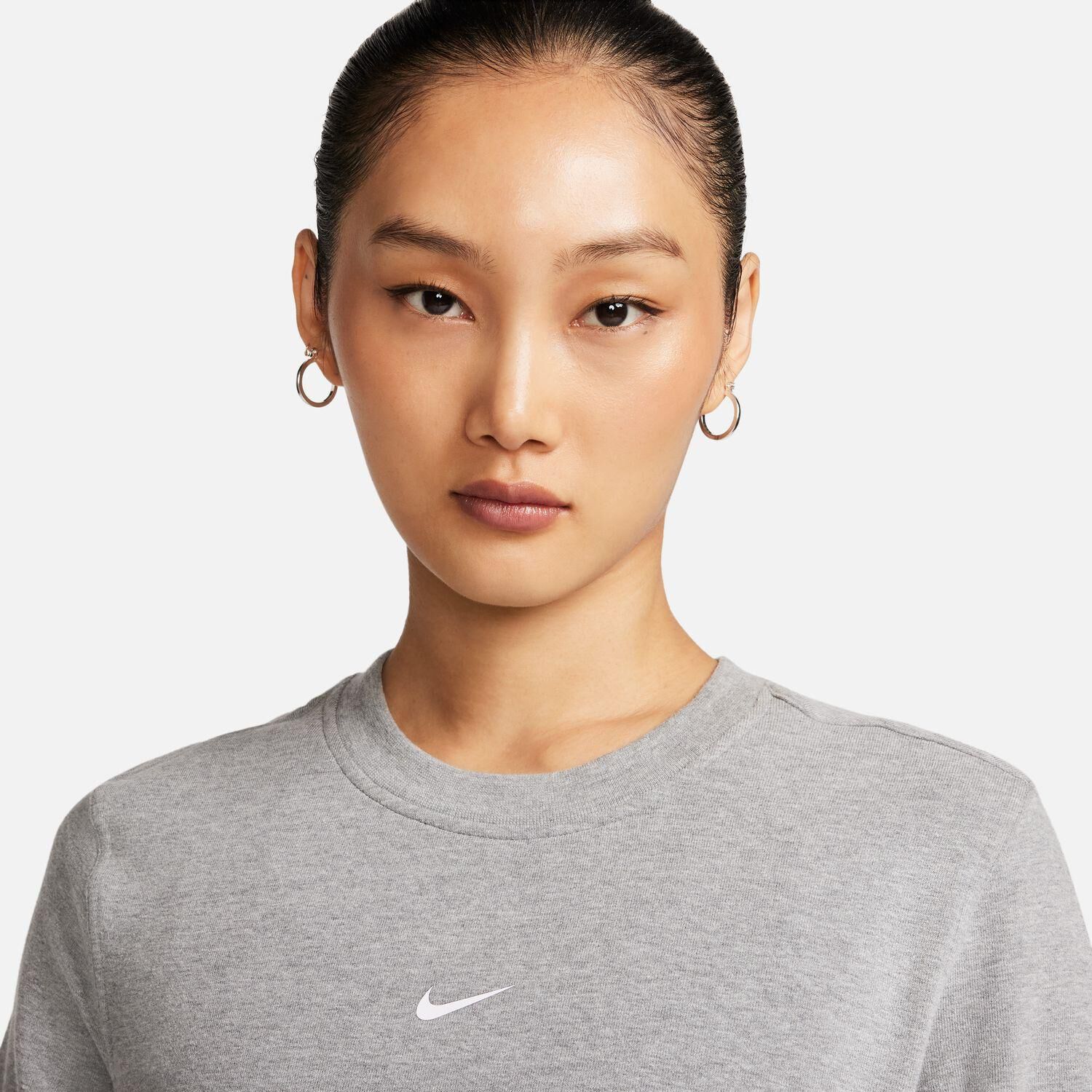 NIKE「【NIKE ｳｪｱ】W ONE CREW TUNIC」|スニーカー|