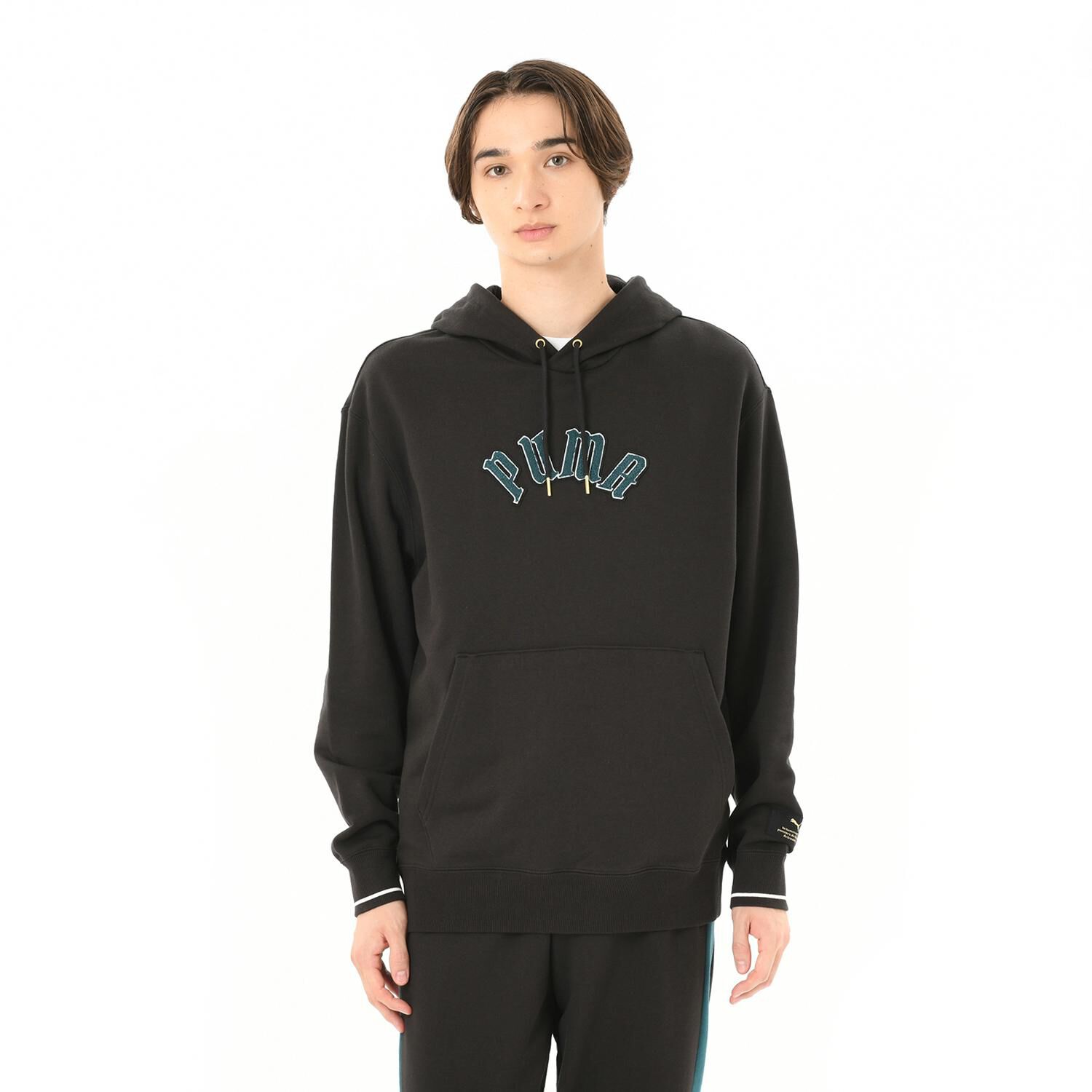 PUMA「【PUMA ｳｪｱ】M CLASSICS PLAY.PARIS. HOODIE」|パーカー|ブラック