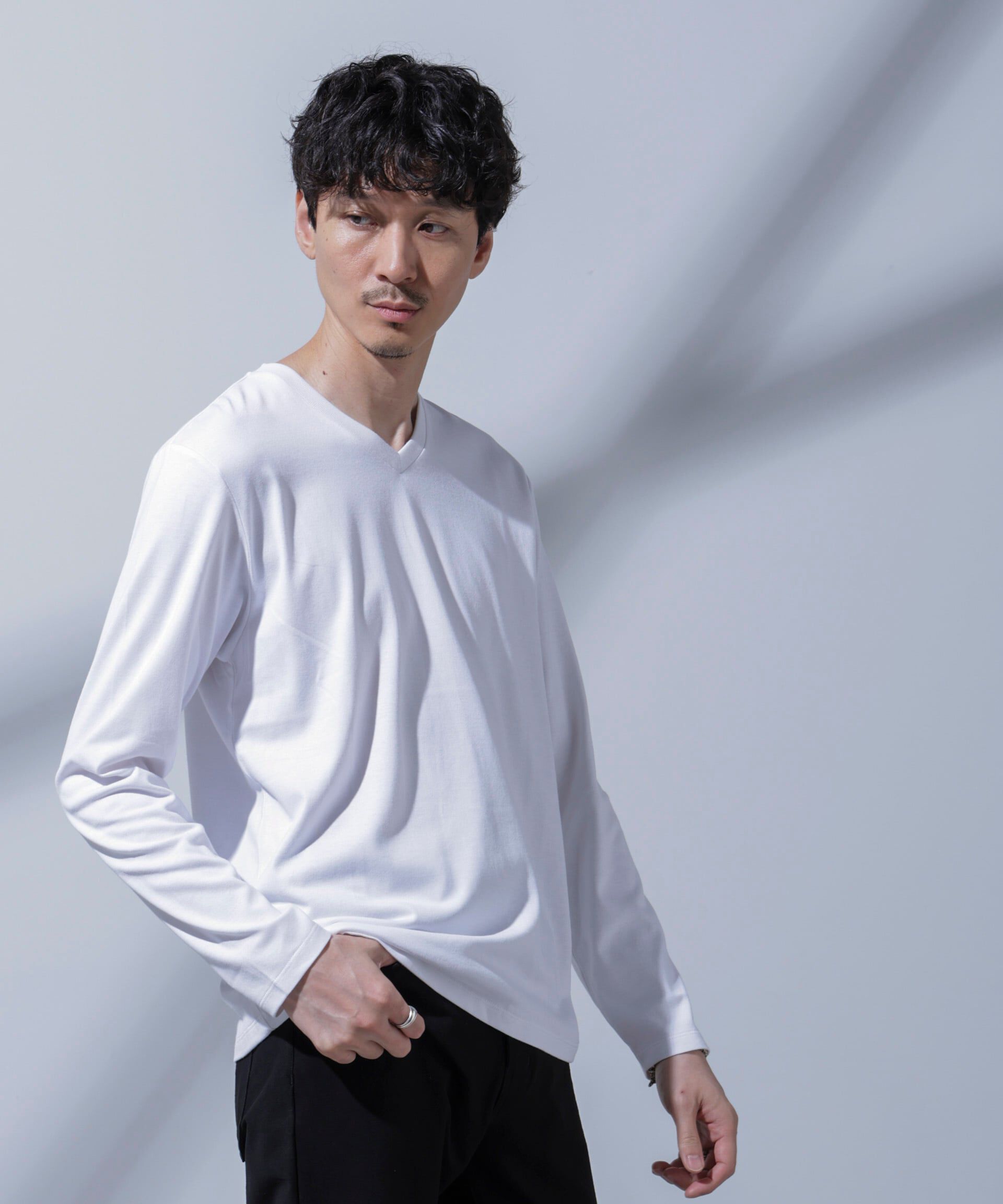 nano･universe「Anti Soaked(R)  汗染み防止 VネックTシャツ」|Tシャツ・カットソー|