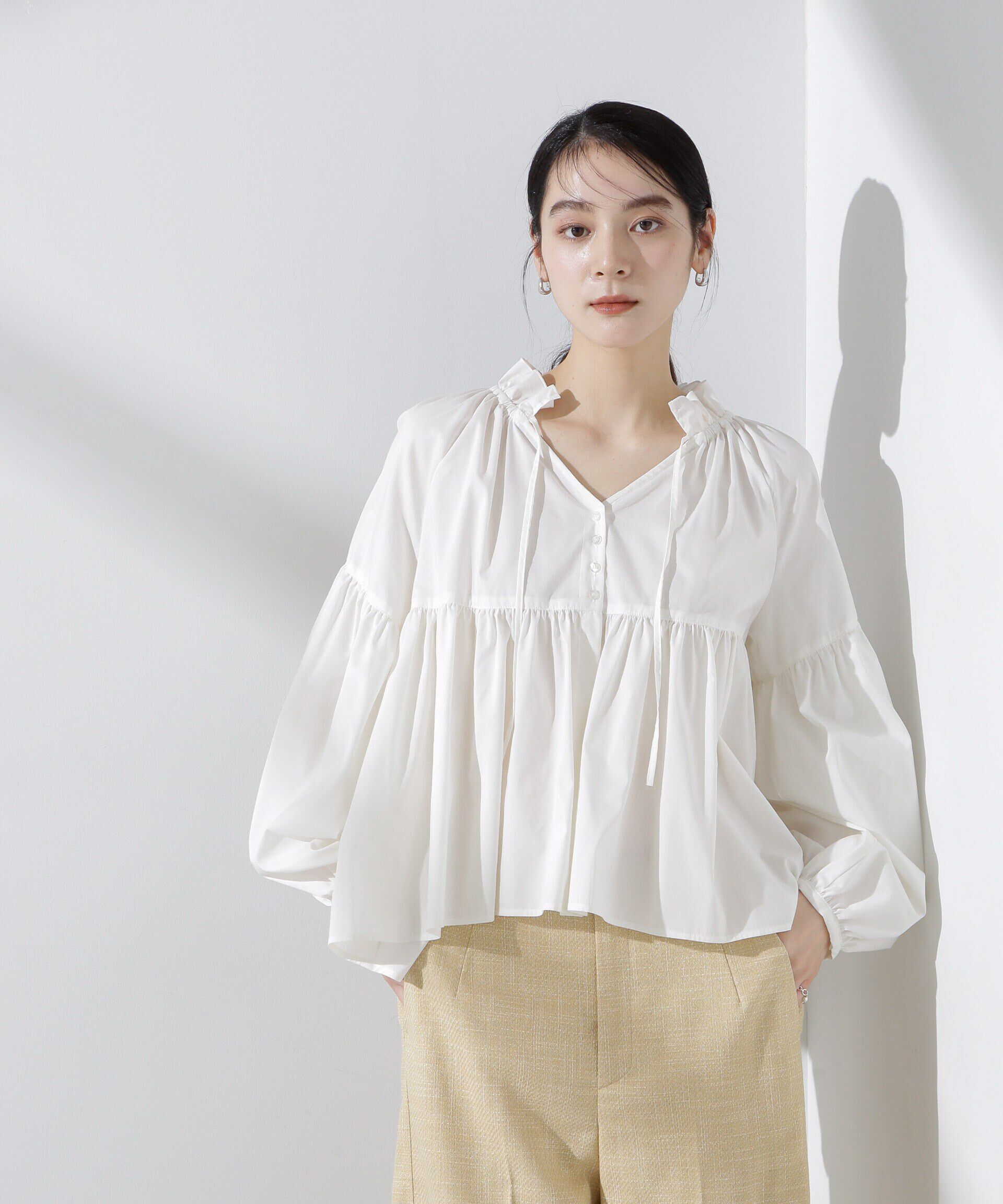 nano･universe「フリルギャザーショートシャツ」|シャツ・ブラウス|