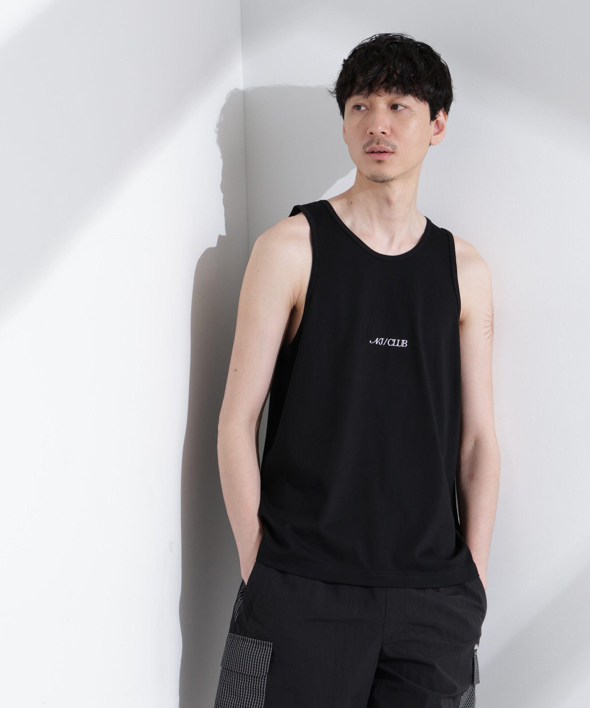 nano･universe「「NJ/CLUB」 ユーティリティ タンクトップ」|Tシャツ・カットソー|ブラック