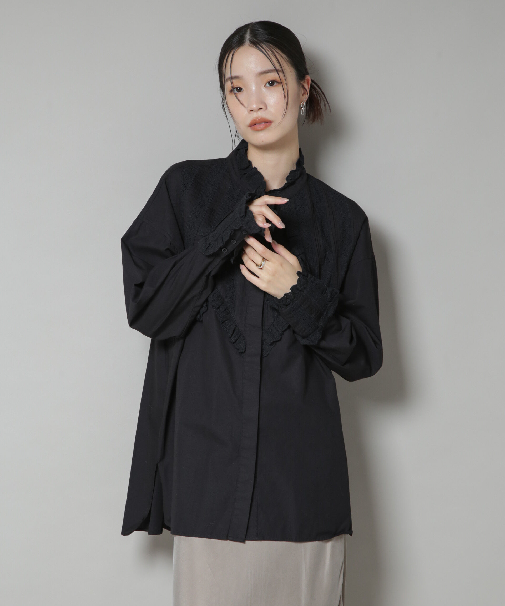 nano･universe「Sara mallika/COTTON PINTUCK LACE BLOUSE」|シャツ・ブラウス|