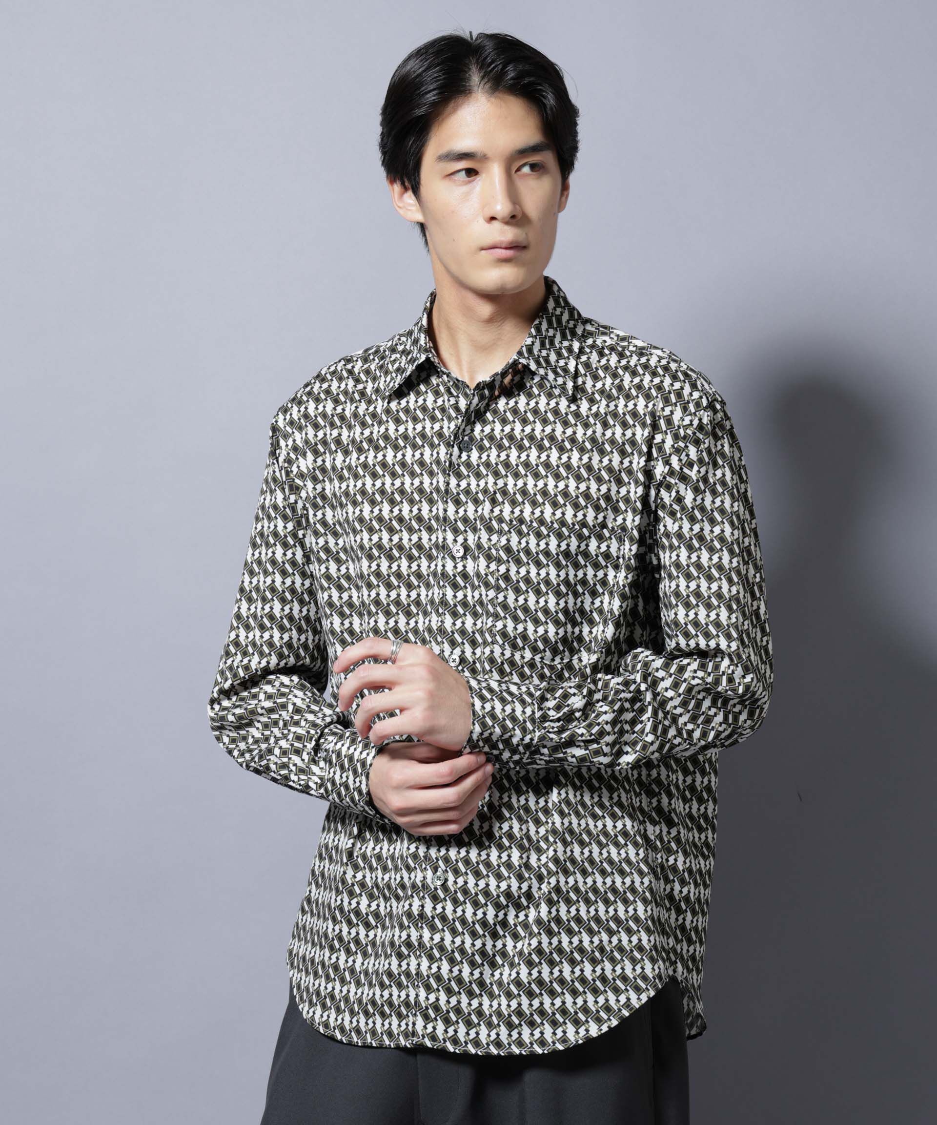 nano･universe「「EDITORIAL PRINT」シルキータッチシャツ」|シャツ・ブラウス|パターン1