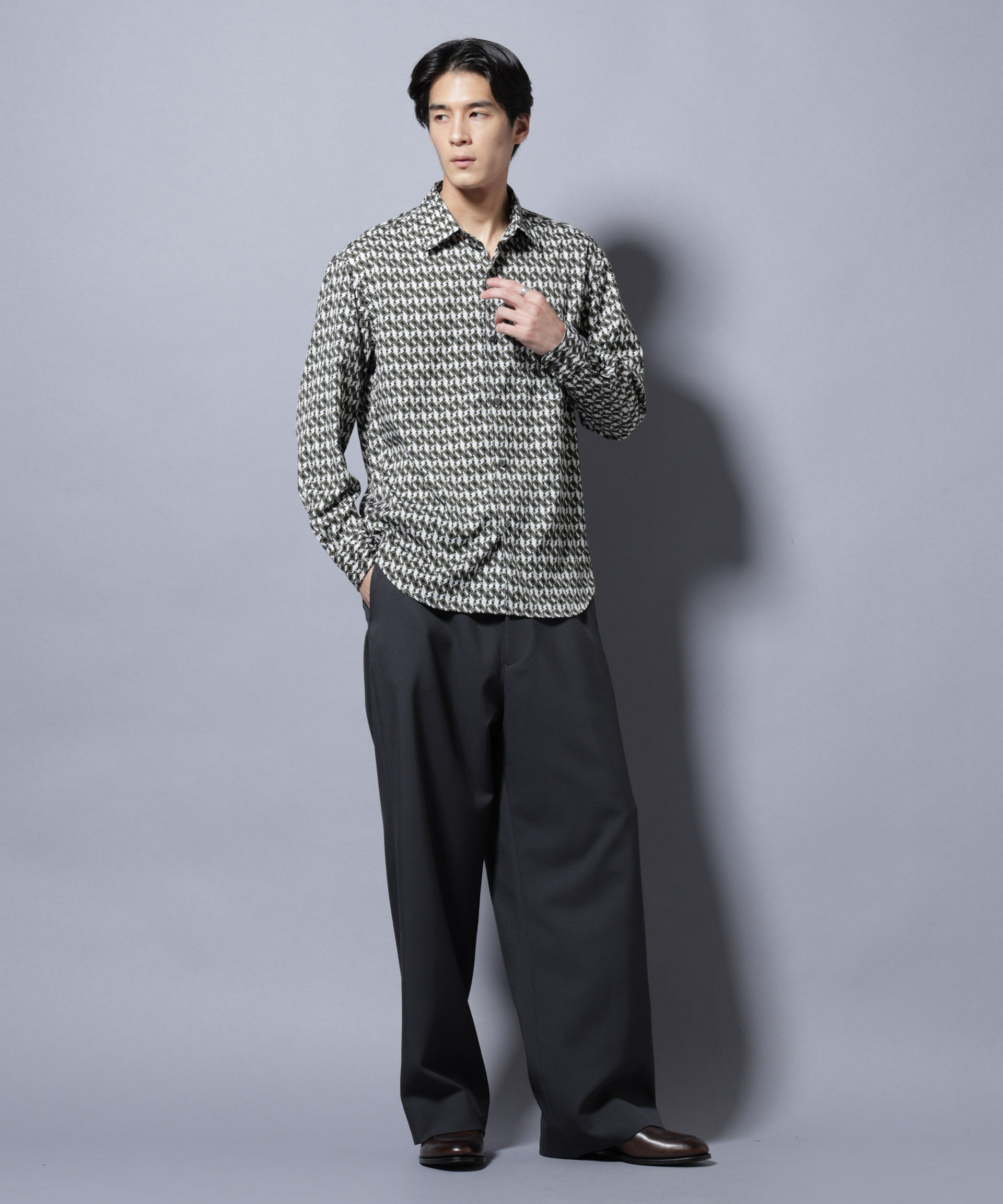 nano･universe「「EDITORIAL PRINT」シルキータッチシャツ」|シャツ・ブラウス|