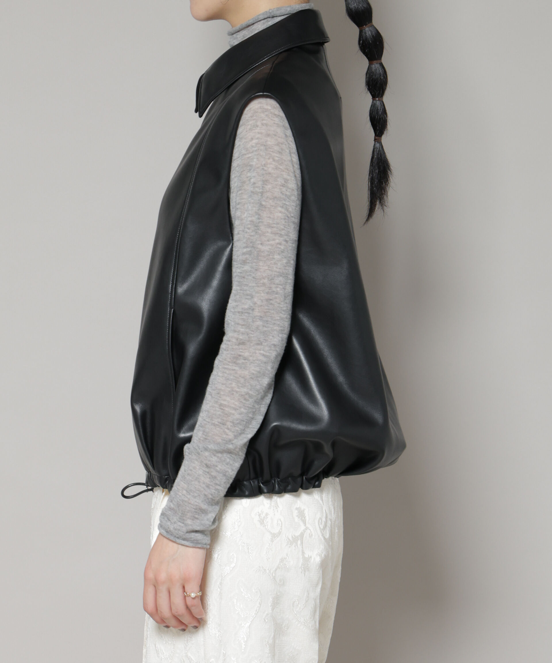  「フェイクレザードロストヘムベスト」|ベスト・ジレ|