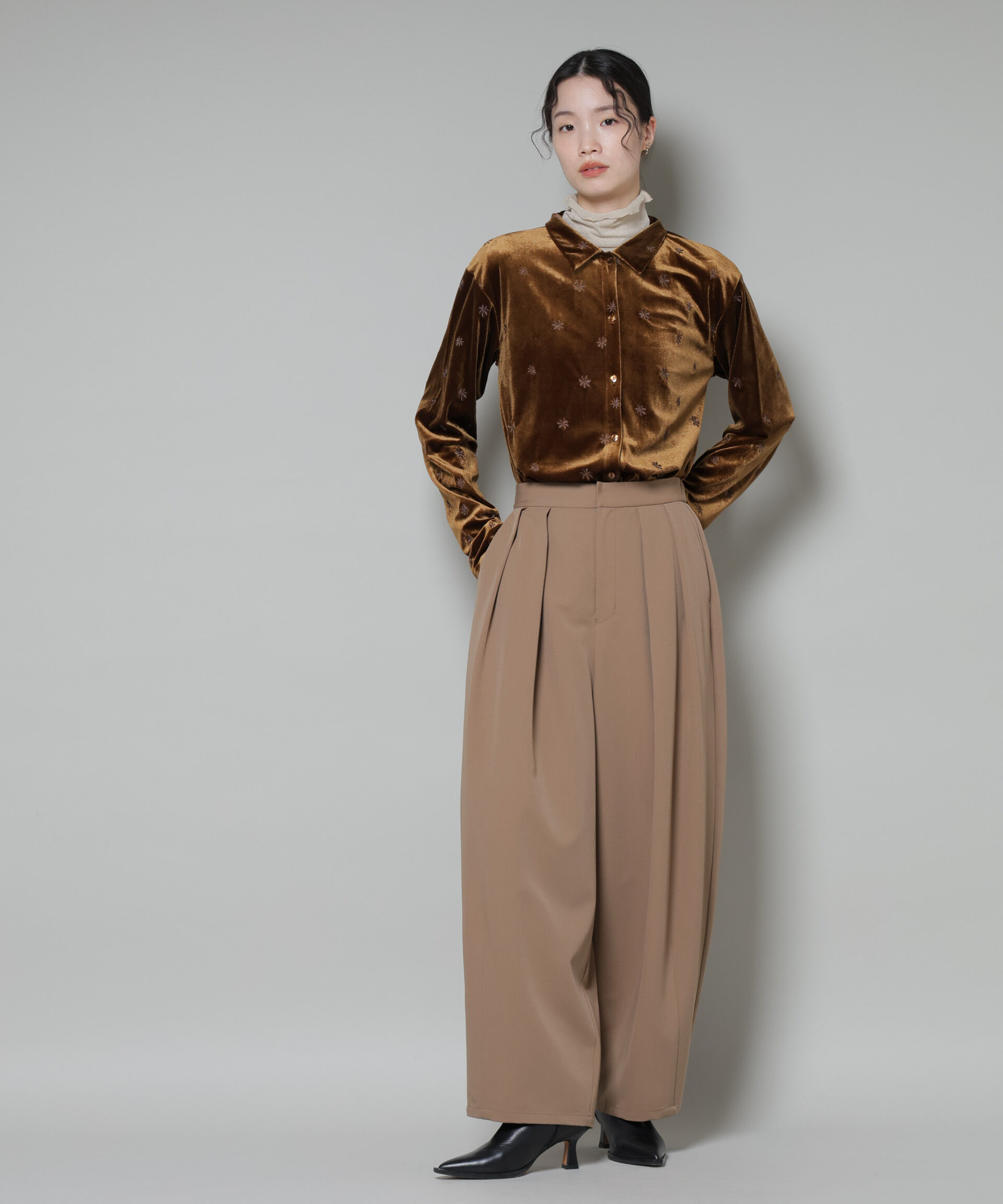 nano･universe「刺繍ベロアカットシャツ(セットアップ可)」|Tシャツ・カットソー|