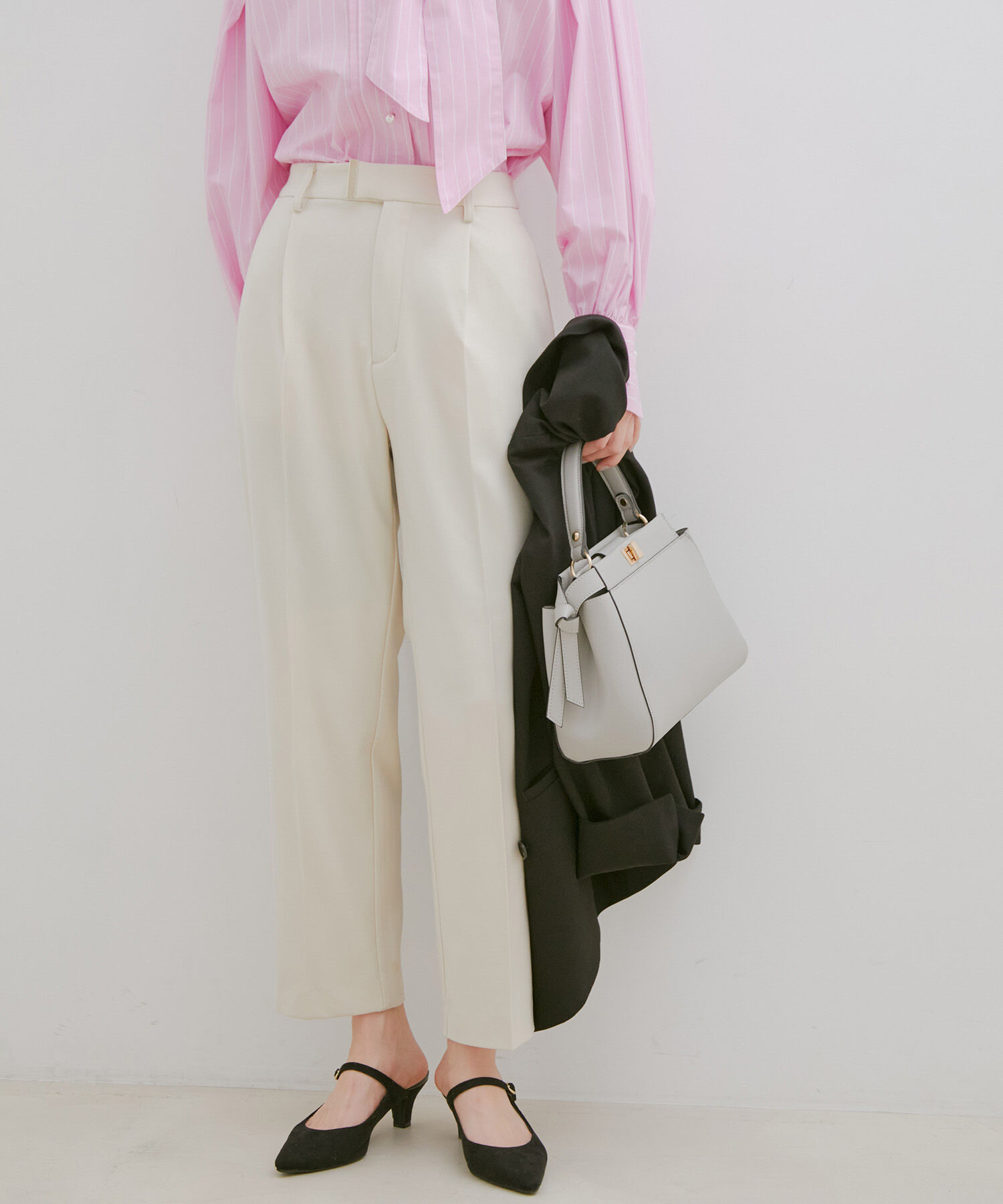 VIS「【HOT BEAUTY STRETCH】【洗える】ワンタックテーパードパンツ【sustainable】」|チノ|