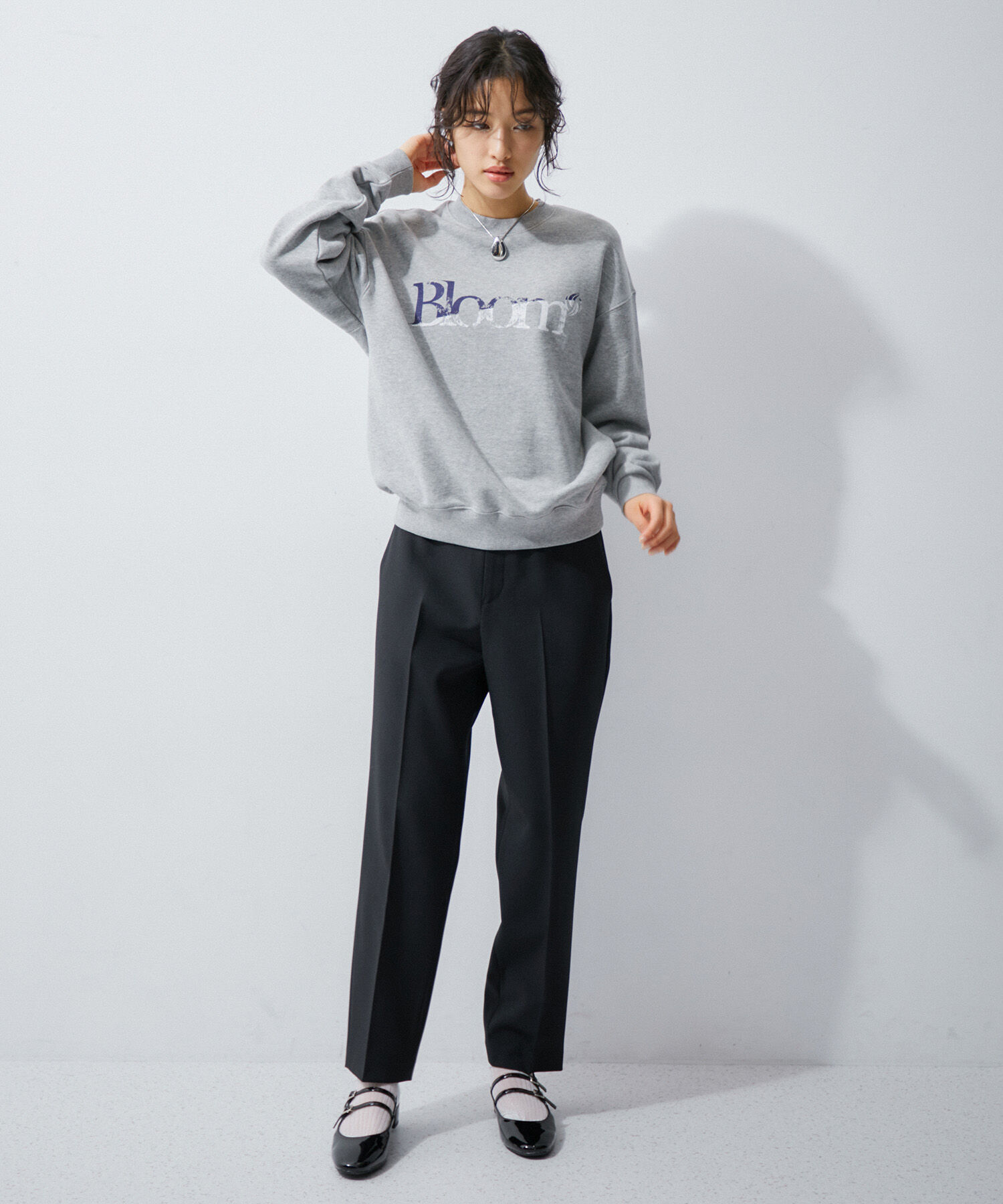 ADAM ET ROPE'「【サステナブル】スリムスラックス」|スラックス|