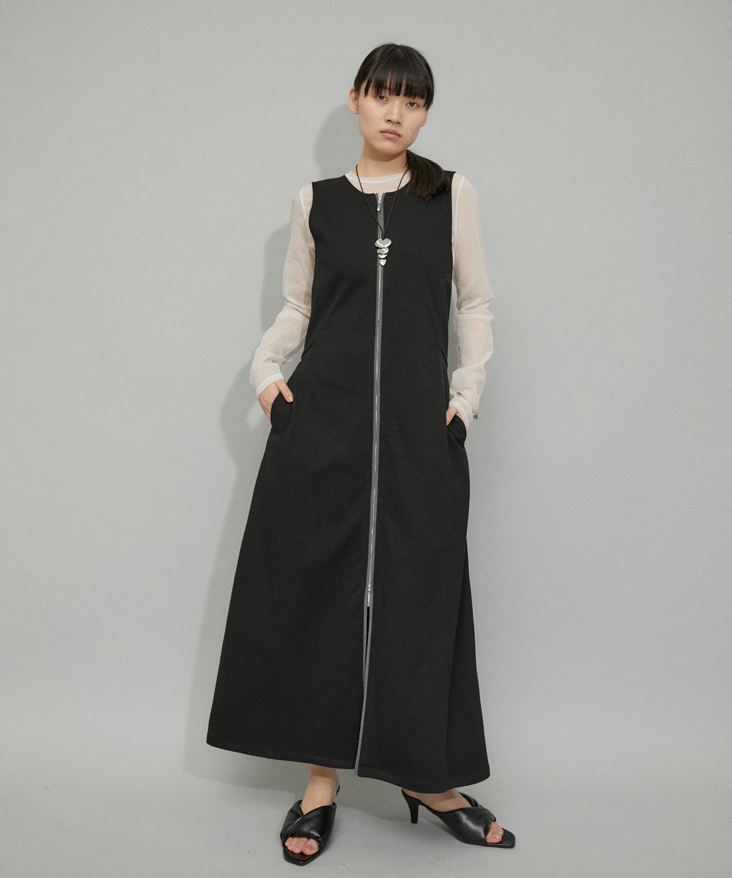 ADAM ET ROPE'「【WEB限定・サステナブル】2WAYジップジレワンピース」|ワンピース|